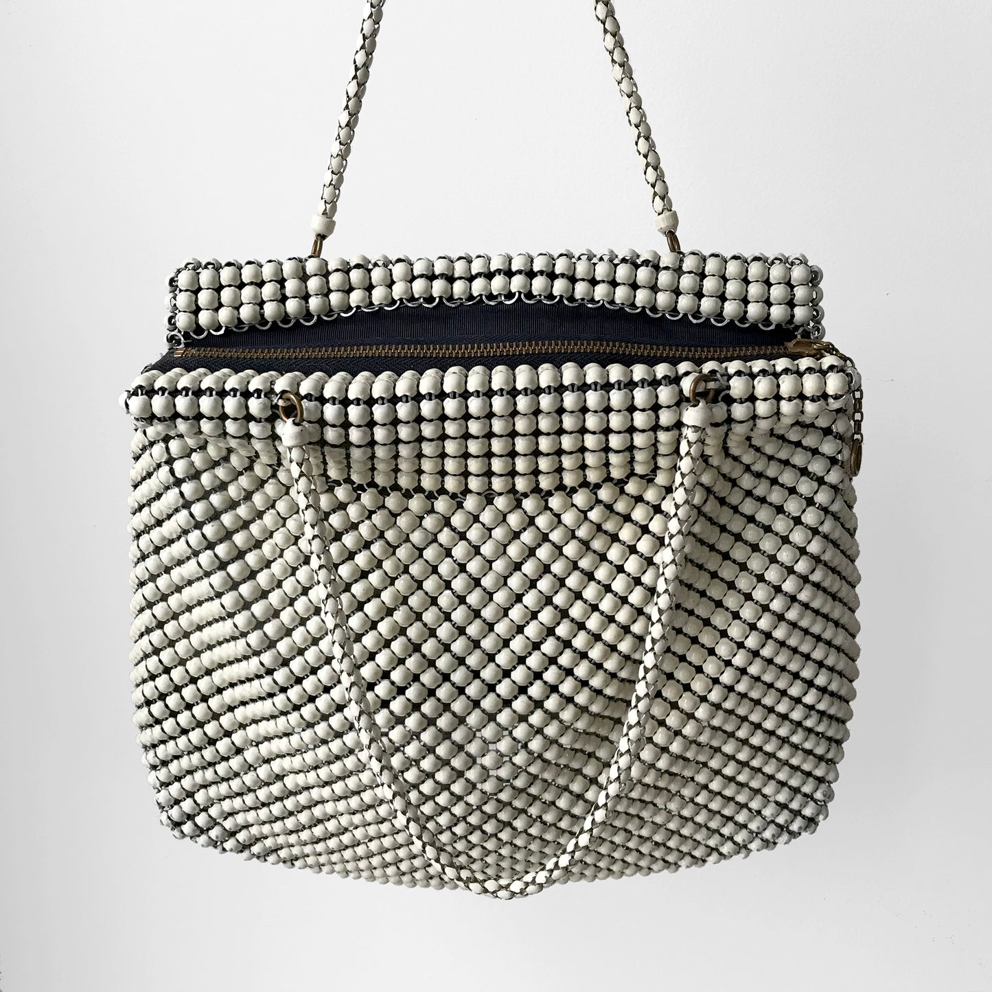 1940s-1950s Alumesh Mesh-Metal Whiting and Davis Co. Evening-Bag