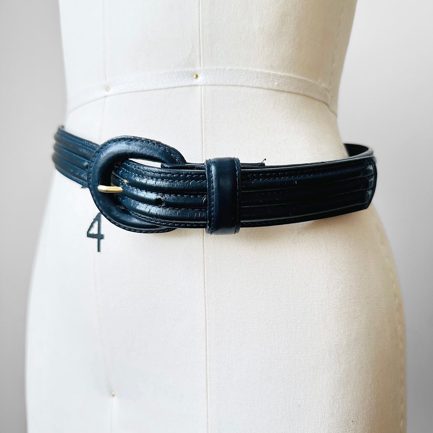 Navy Blue Structured Ribbed Leather Belt - Sz. 27-31