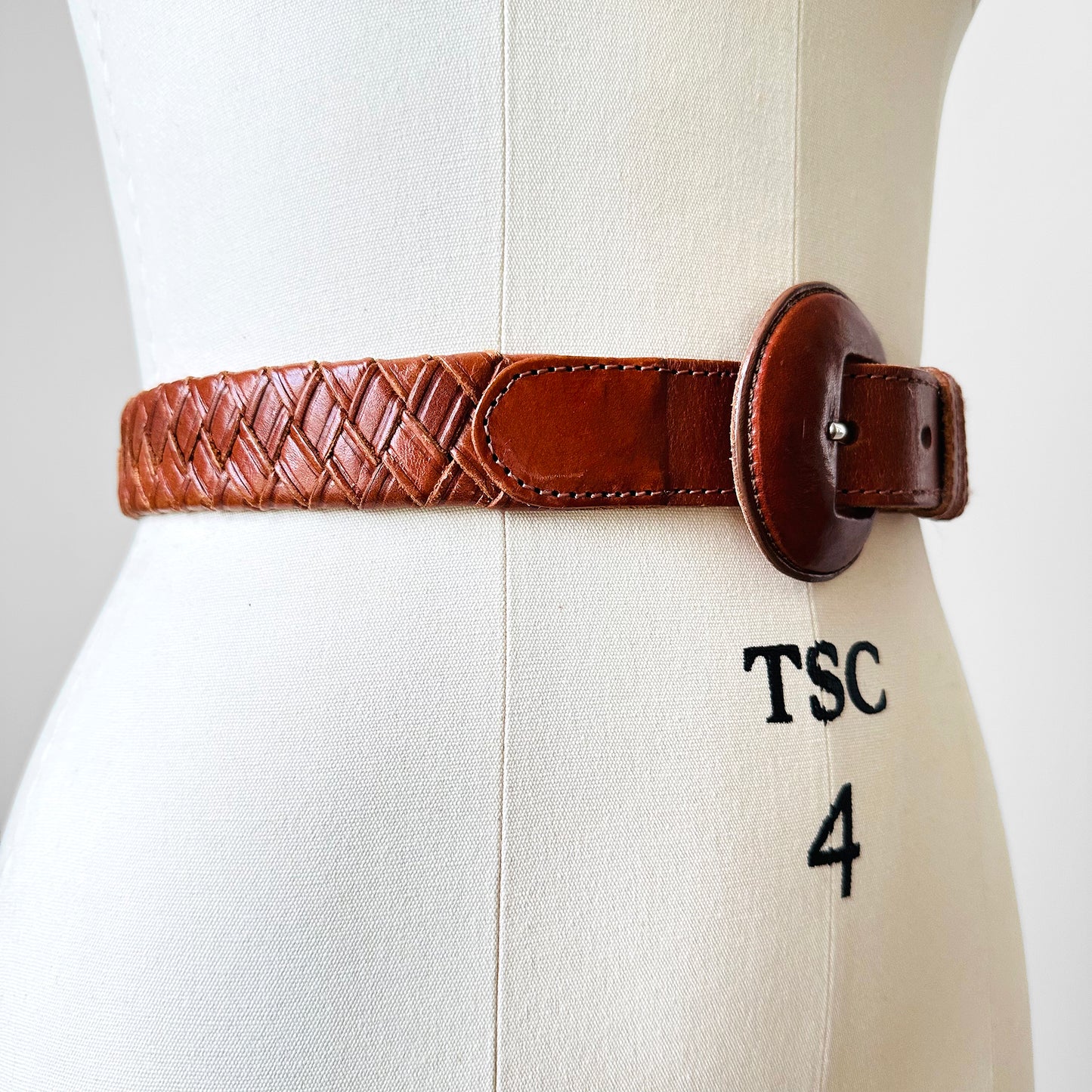 1990s Tobacco Brown Woven Braided True Waist Belt - Sz. 25-28.75