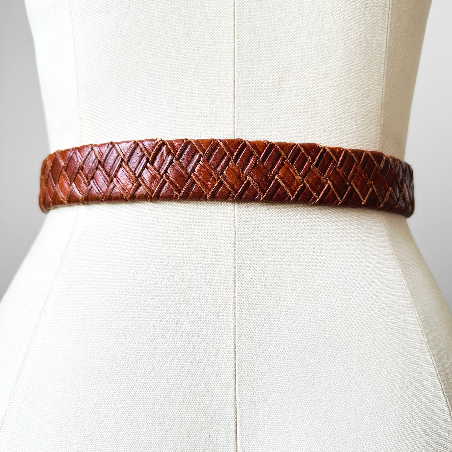 1990s Tobacco Brown Woven Braided True Waist Belt - Sz. 25-28.75