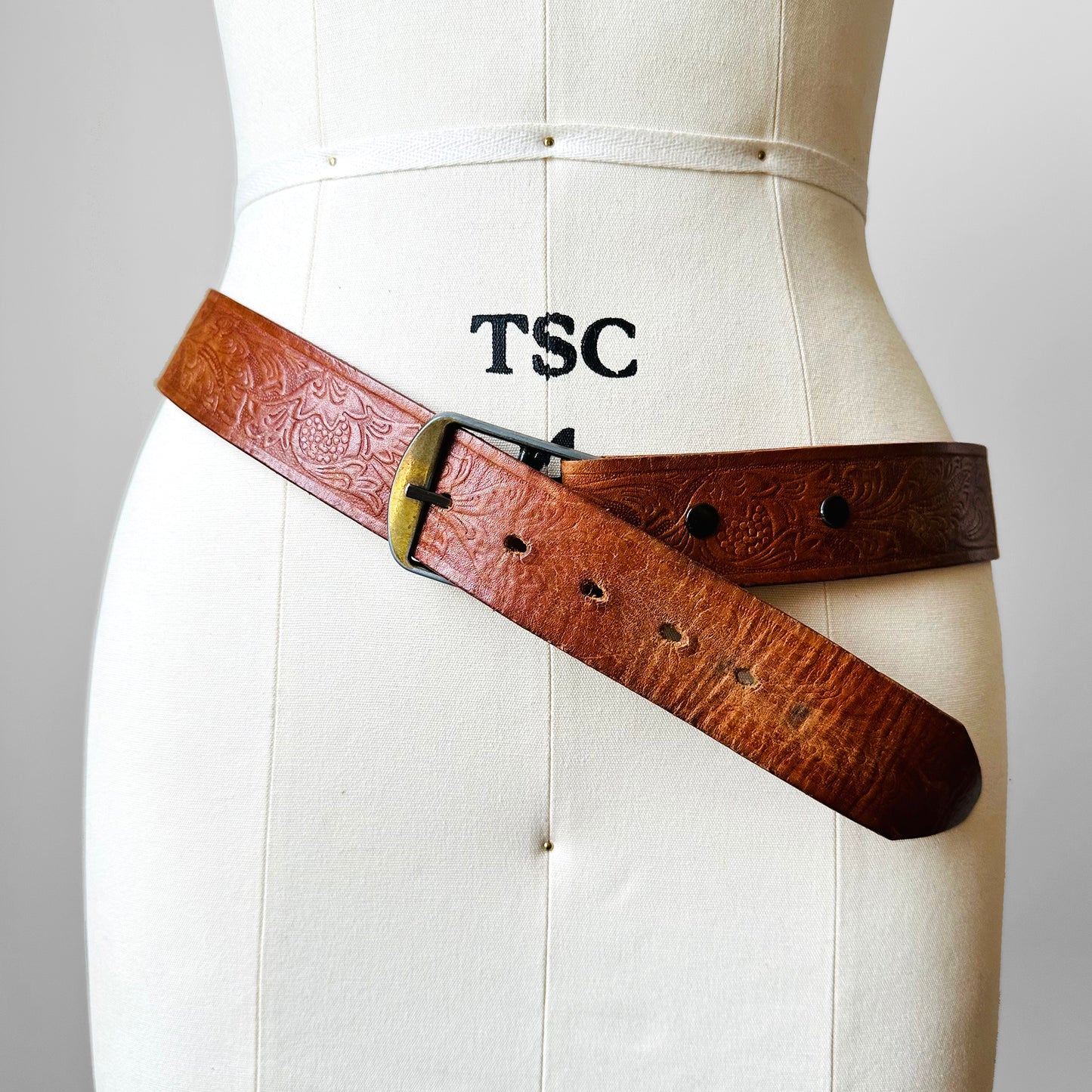 Well-Worn Tan Tooled Leather Belt - Sz. 32 - 35.5