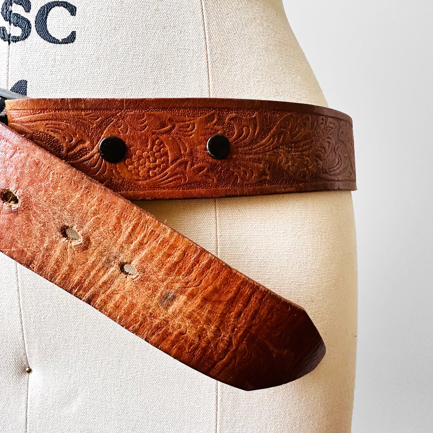 Well-Worn Tan Tooled Leather Belt - Sz. 32 - 35.5