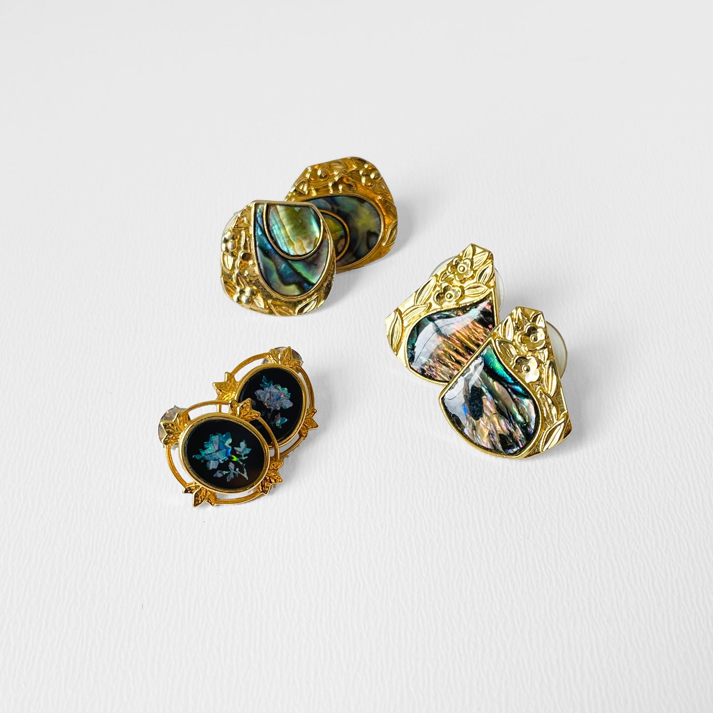 Enamelled Mother-Of-Pearl Gold-Toned Floral Etched Cameo Earring Trio