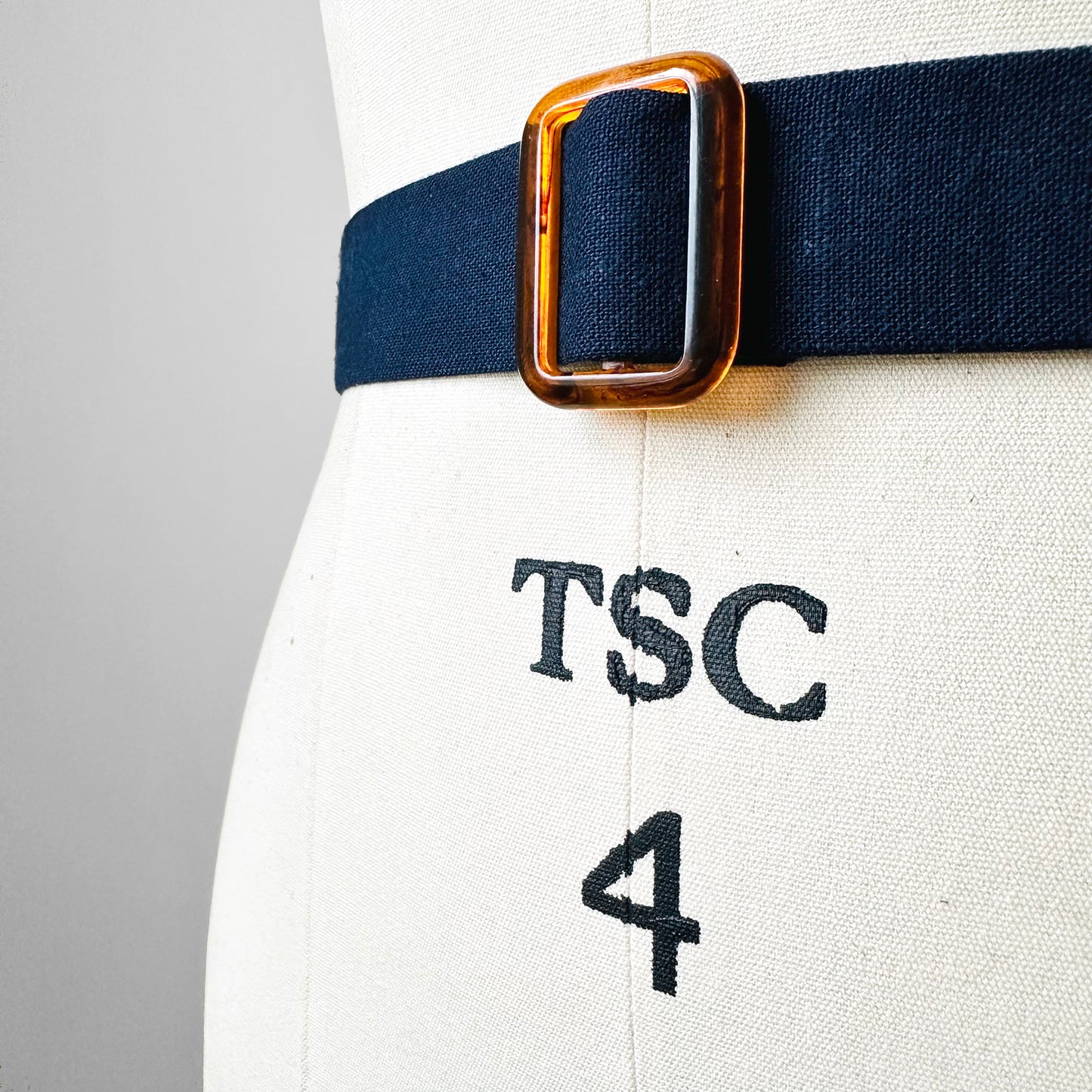 Navy Blue Linen Tortoiseshell Buckle Belt - O/S