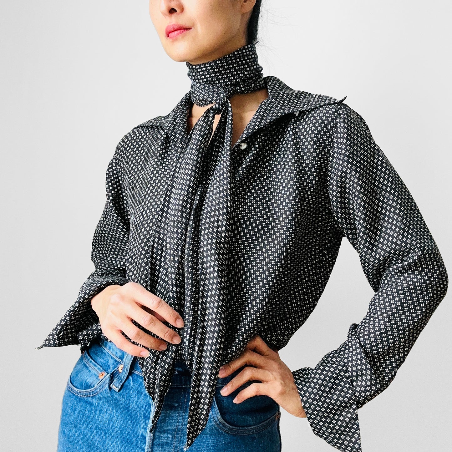 1990s Ralph Lauren Black and White Patterned Silk Collared Button-Up Tied Neck Blouse - Sz. S