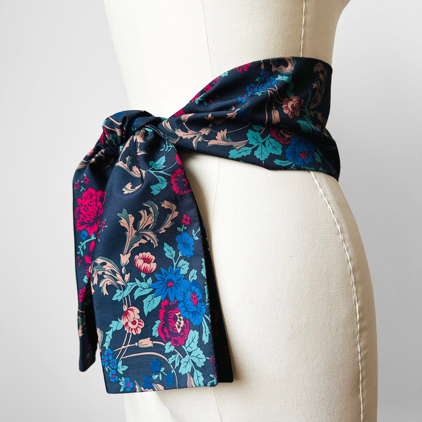 Vintage, 80s, 1980s, Navy, Floral, Opera Scarf, Ascot, Scarf, Belt