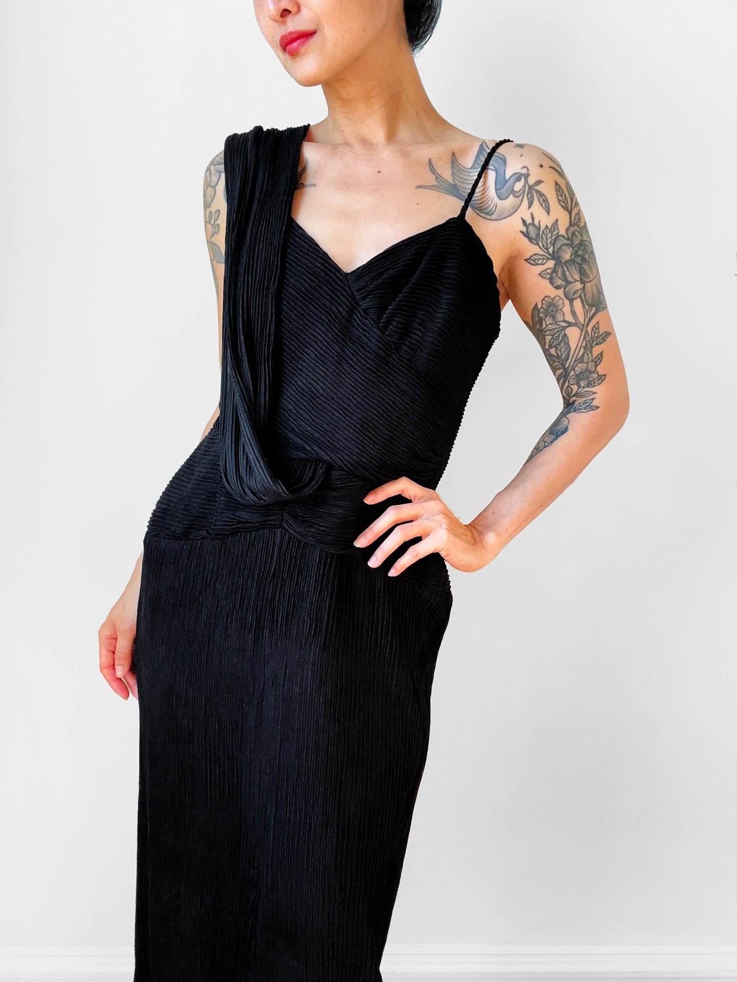 Black Ruched Drape Form Fitting Cocktail Dress - Sz. S