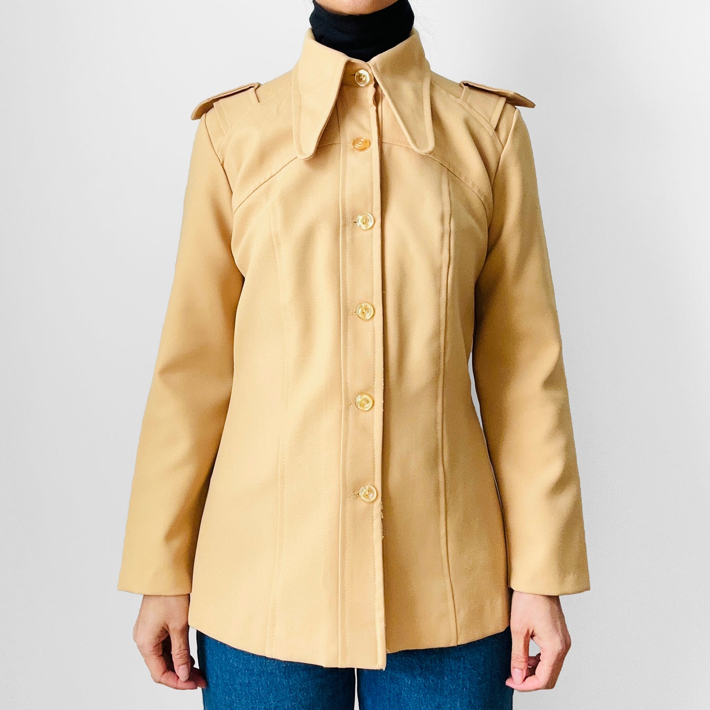 1970s Butter Yellow Fitted Button-Front Pointed Lapel Uniform Style Long Sleeve Shirt - XS/S