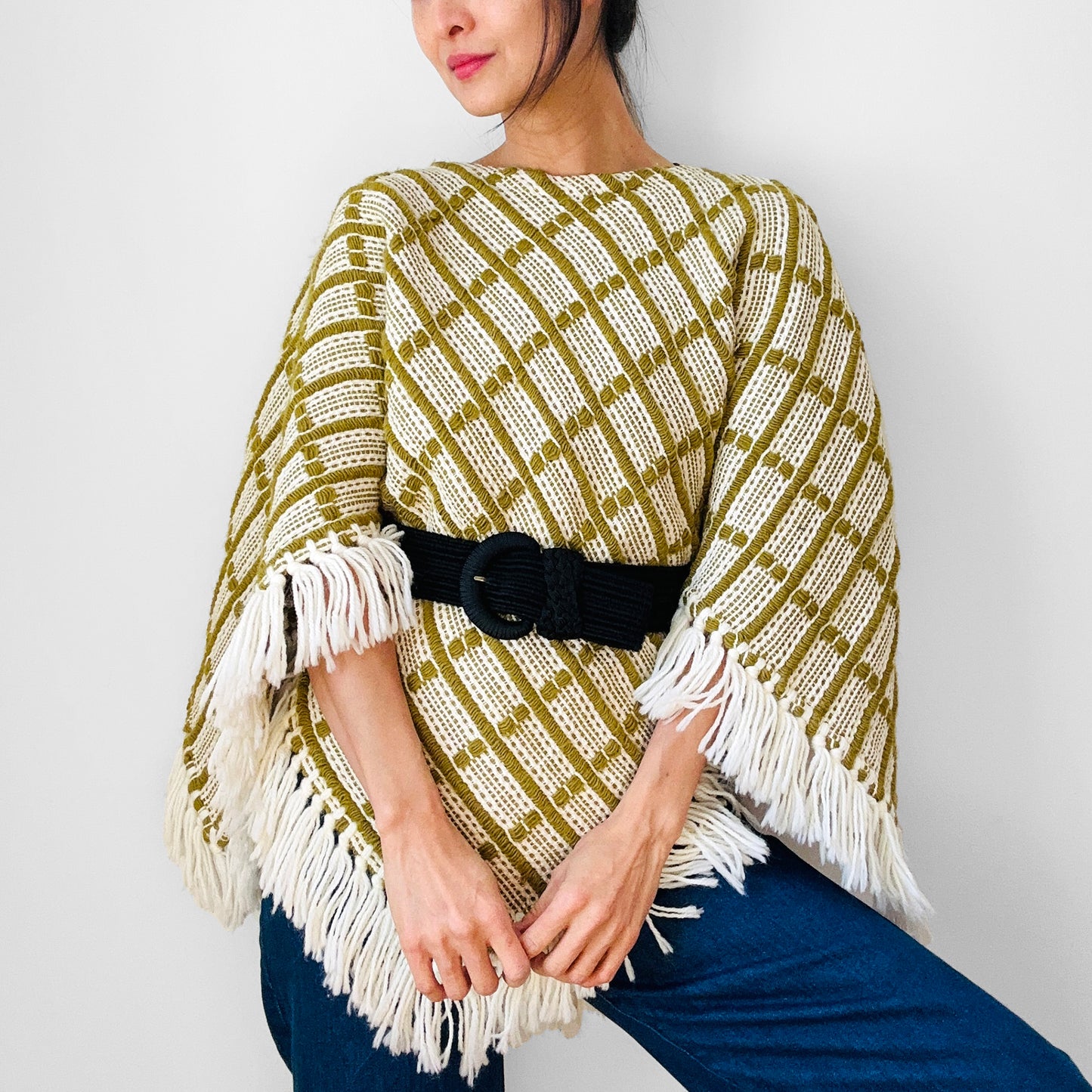 1970s Chartreuse Green and Cream Loomed Wool Woven Poncho