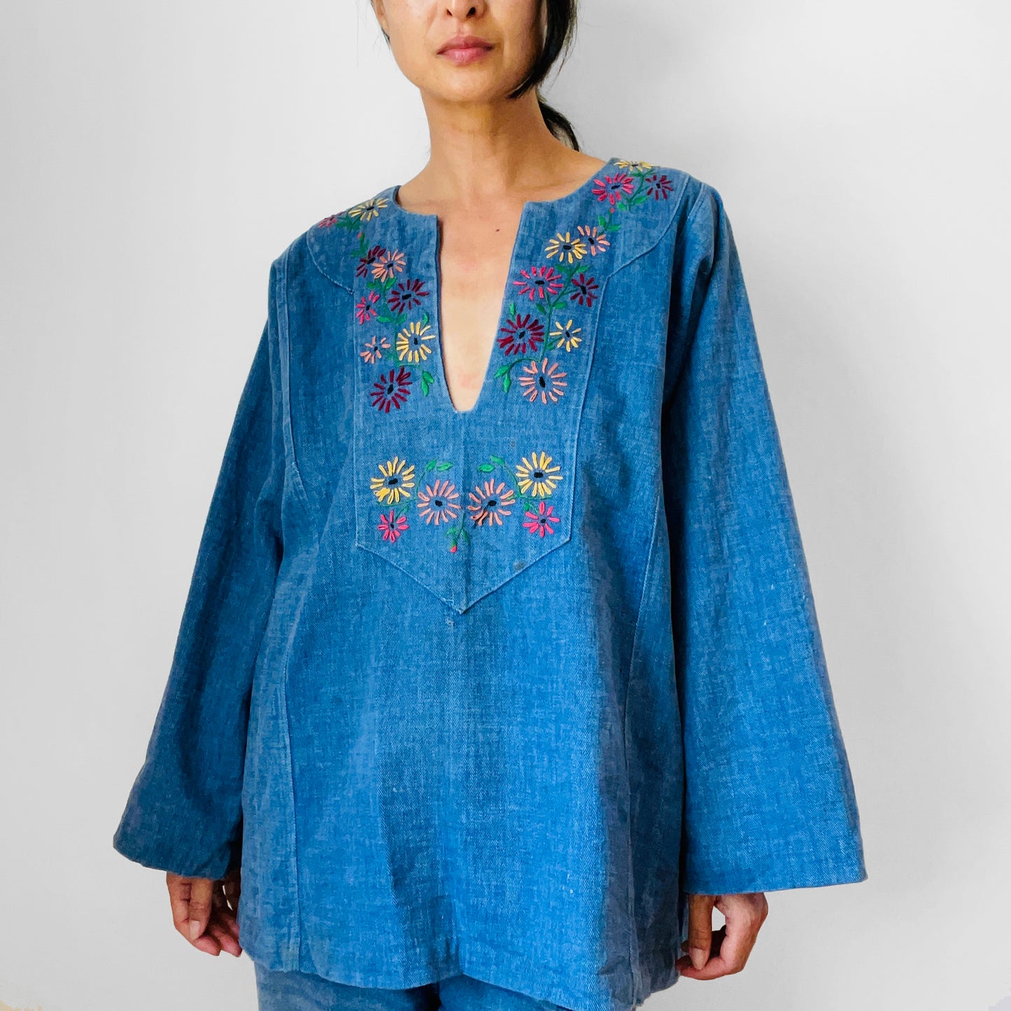 1970s Floral Embroidered Denim Jean Pullover Tunic