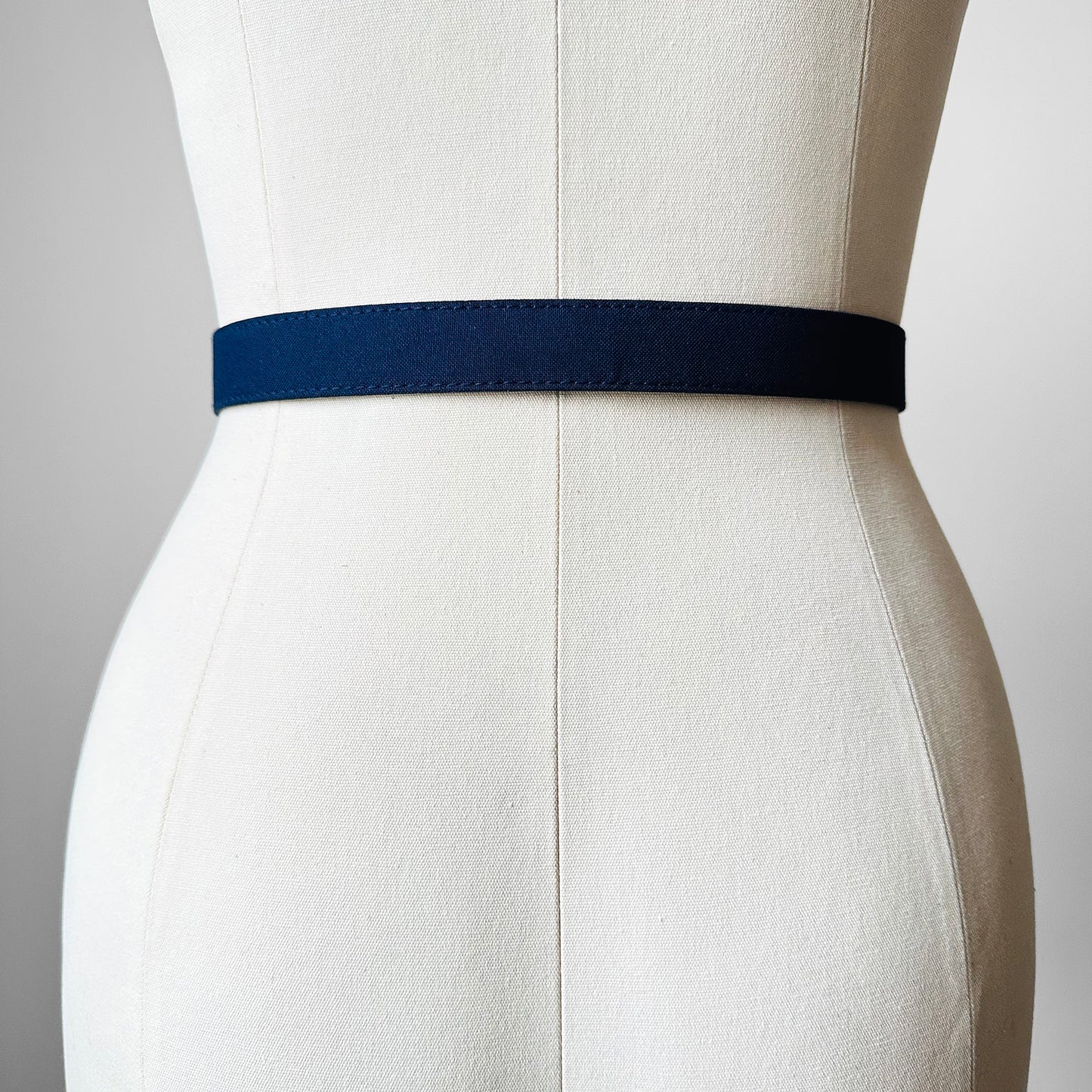 1970s Narrow Navy Blue Fabric Belt - Sz. 34-39