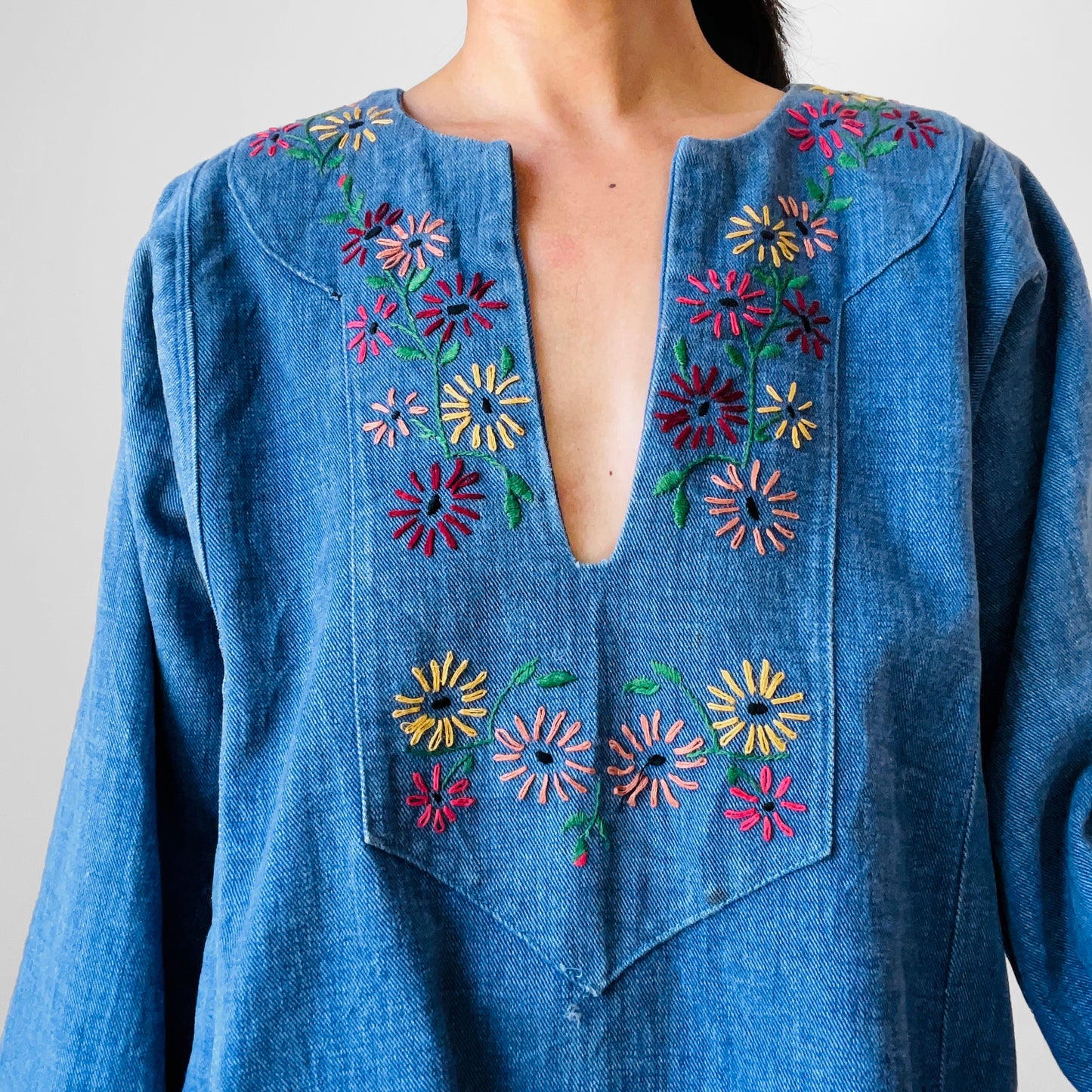 1970s Floral Embroidered Denim Jean Pullover Tunic