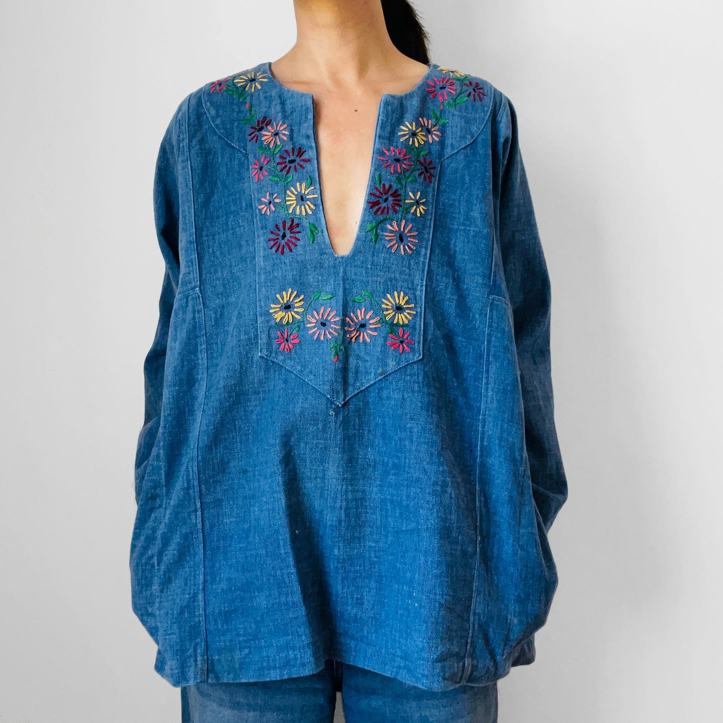 1970s Floral Embroidered Denim Jean Pullover Tunic