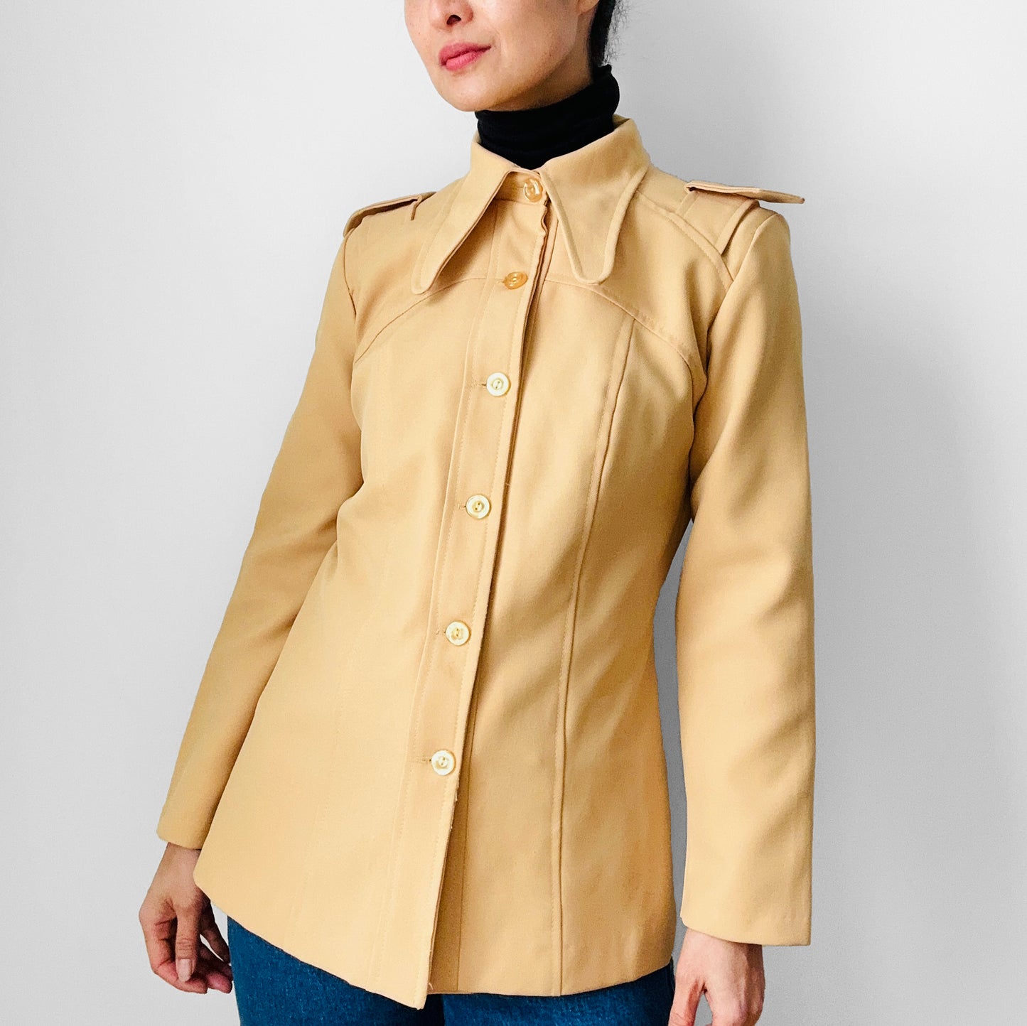 1970s Butter Yellow Fitted Button-Front Pointed Lapel Uniform Style Long Sleeve Shirt - XS/S