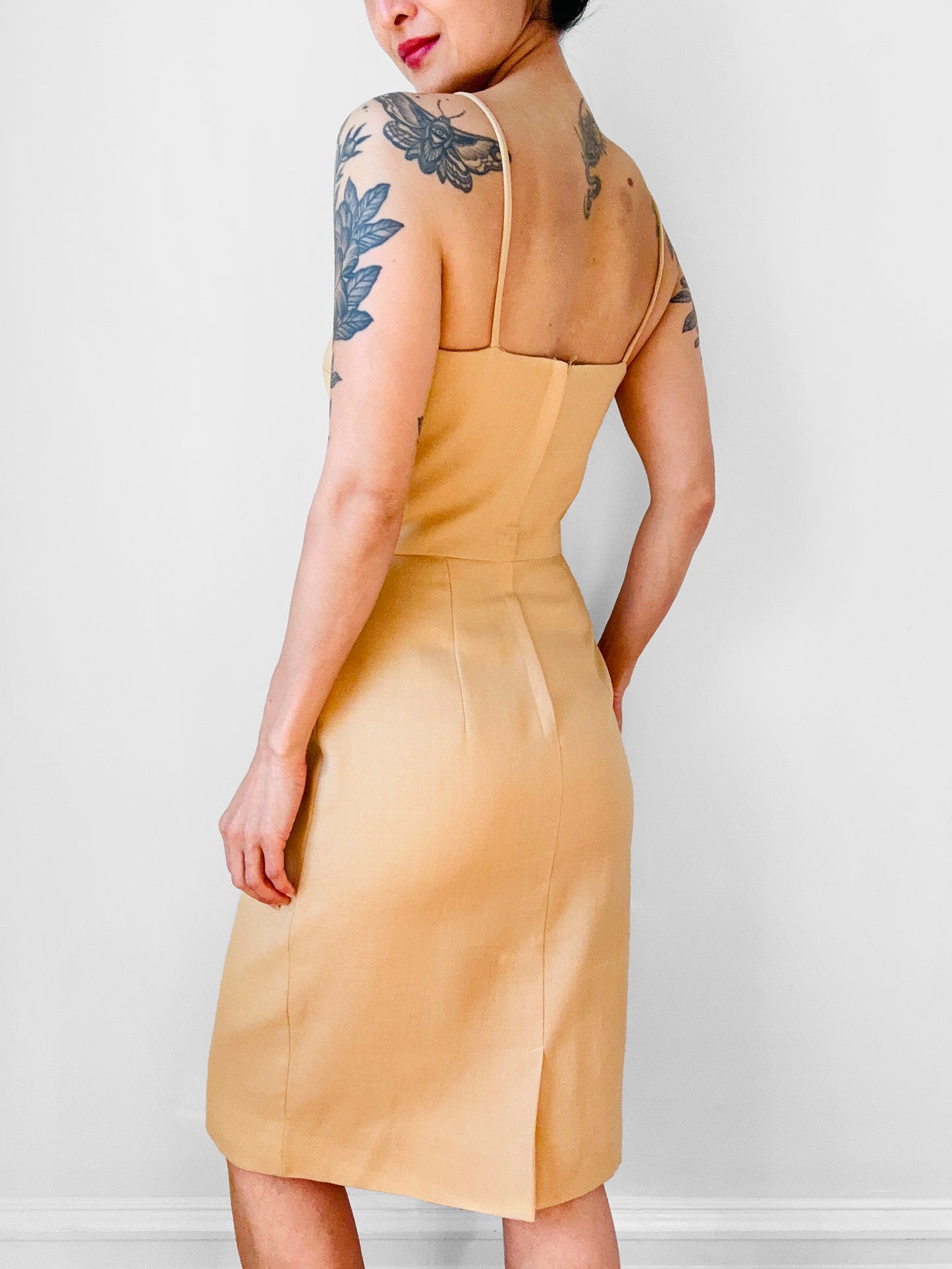 1960s Butterscotch Tailored Form Fitting Wool Linen Blend Dress - XS/S