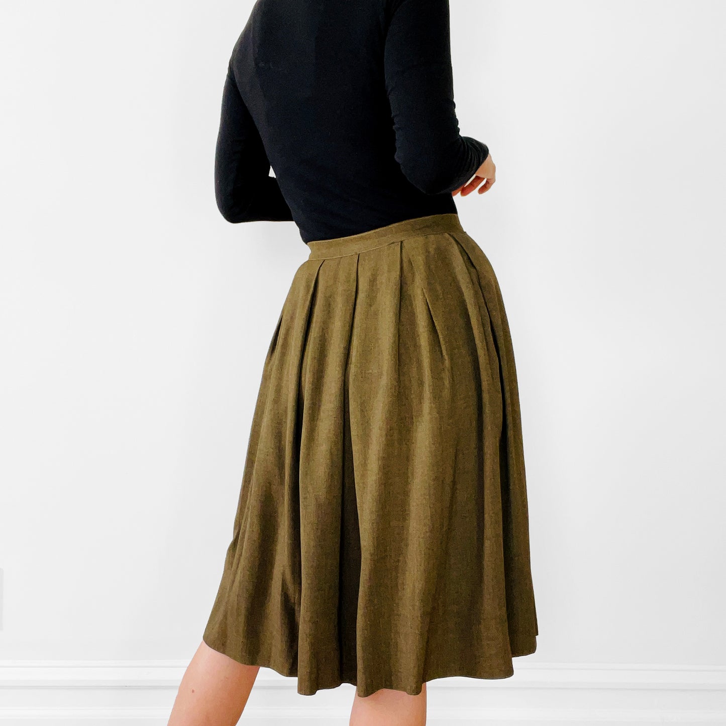 1990s Olive Green Inverted-Pleat Fit and Flare Skirt