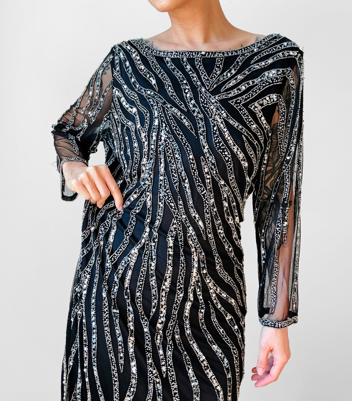 1990s Black Sequins Knee-Length Long-Sleeve Shift Dress - S/M