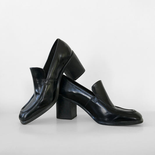 1990s Black Patent-Leather Block-Heeled Slip-On Shoes - Sz. 6B