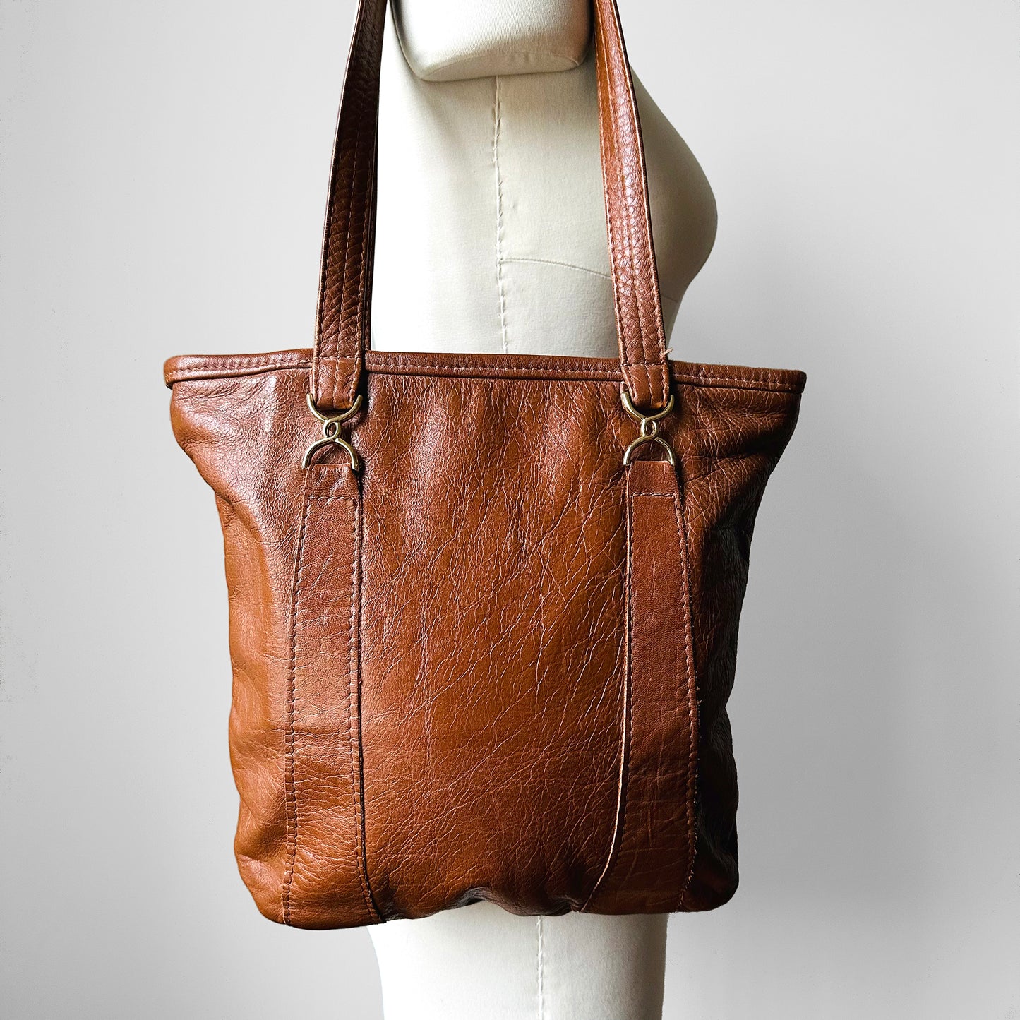 1970s Tobacco Tan Brown Leather Tote Shoulder-Bag Purse