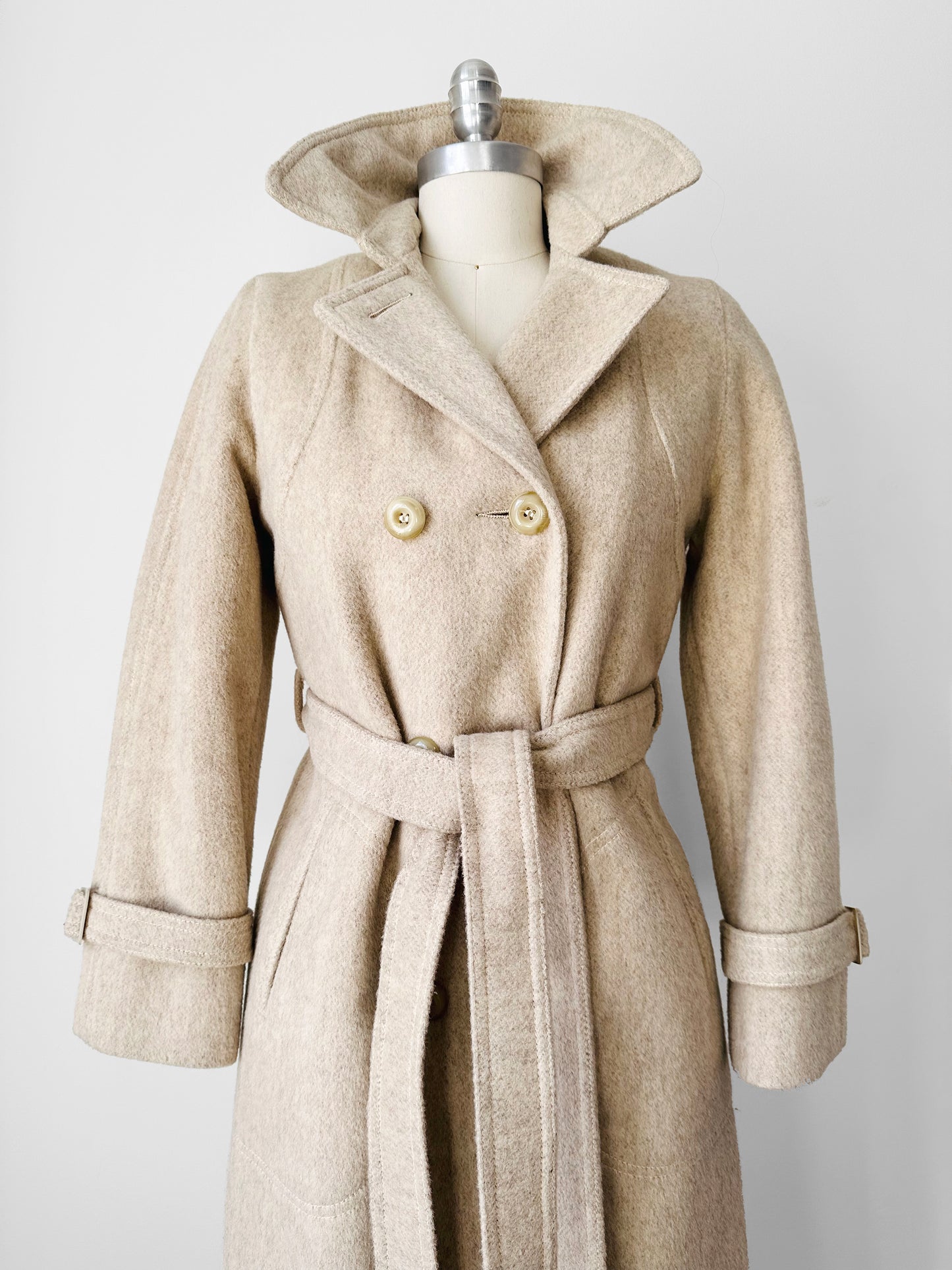 1970s Made in Canada Light Oatmeal Cream Fitted Belted Wool Coat - XS/S