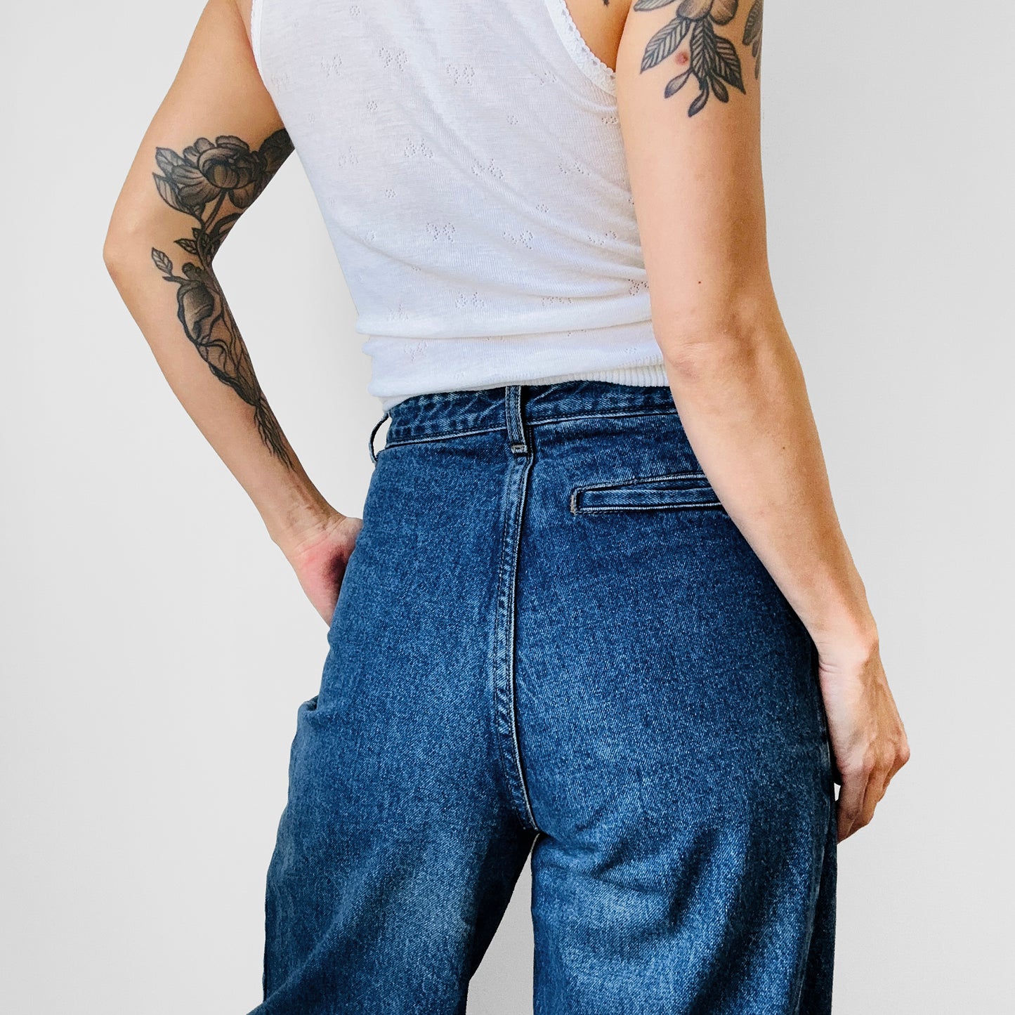 1980s Clock House Brand High-Waisted Pleated Tapered Leg Distressed Denim Jeans - Waist 27