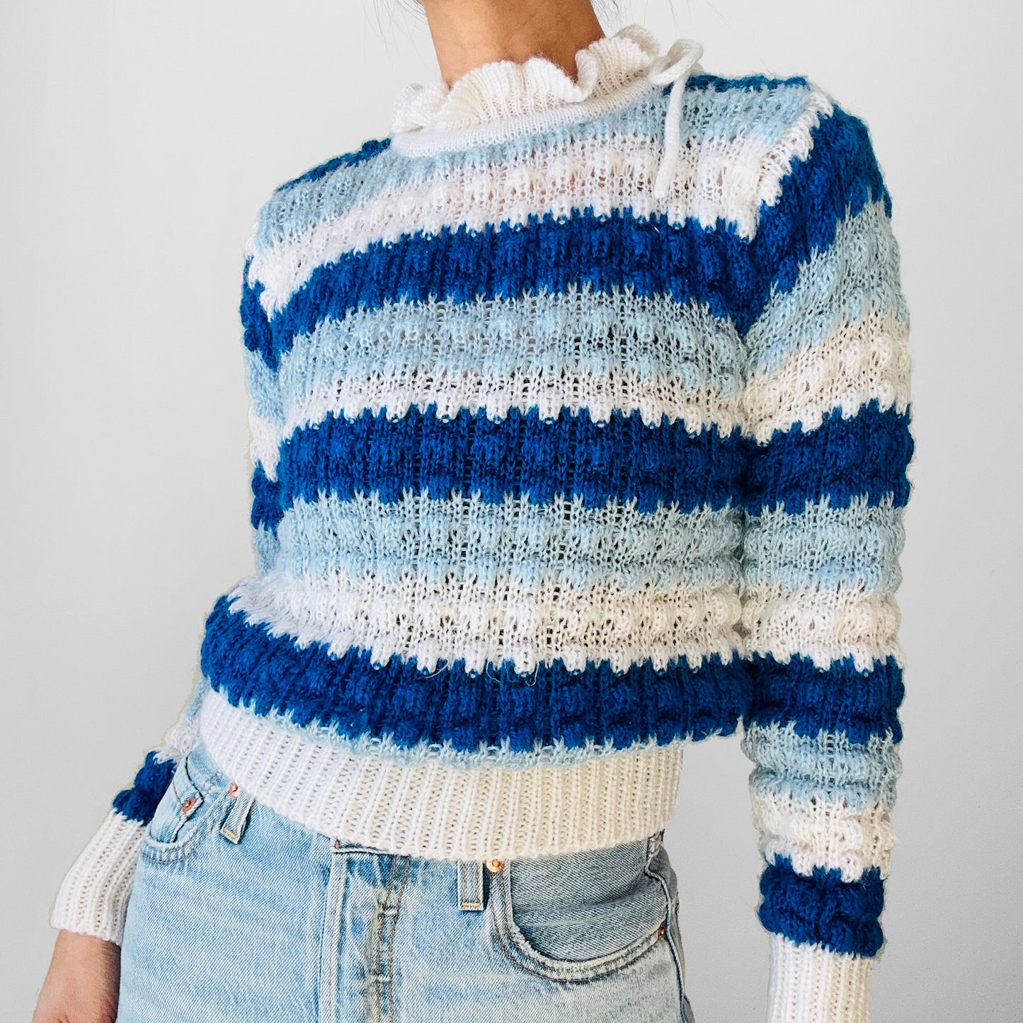 1970s Ruffle Neck Blue and White Stripe Lightweight Long Sleeve Knit Sweater Top