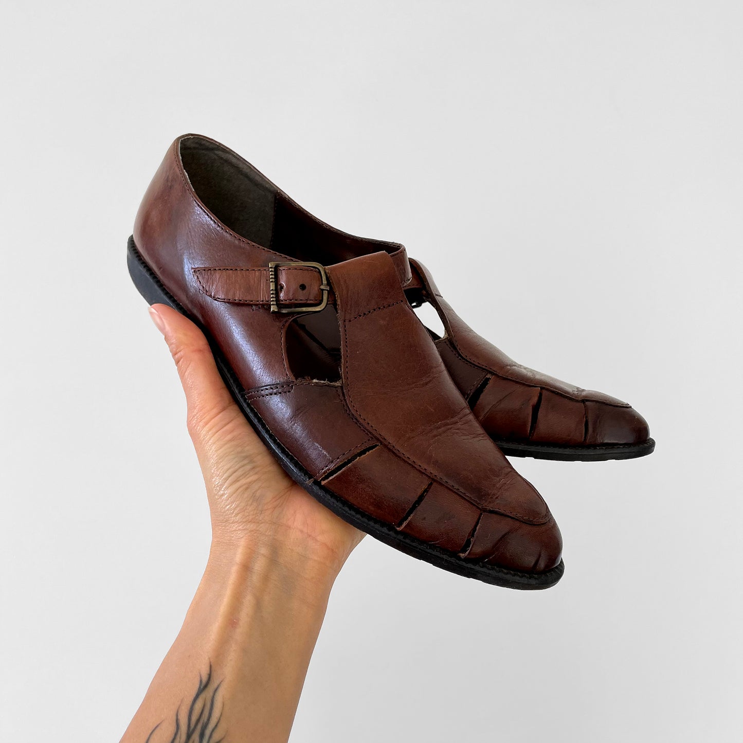 1990s Brown Leather Slip-On Pointed-Toe Flats Shoe