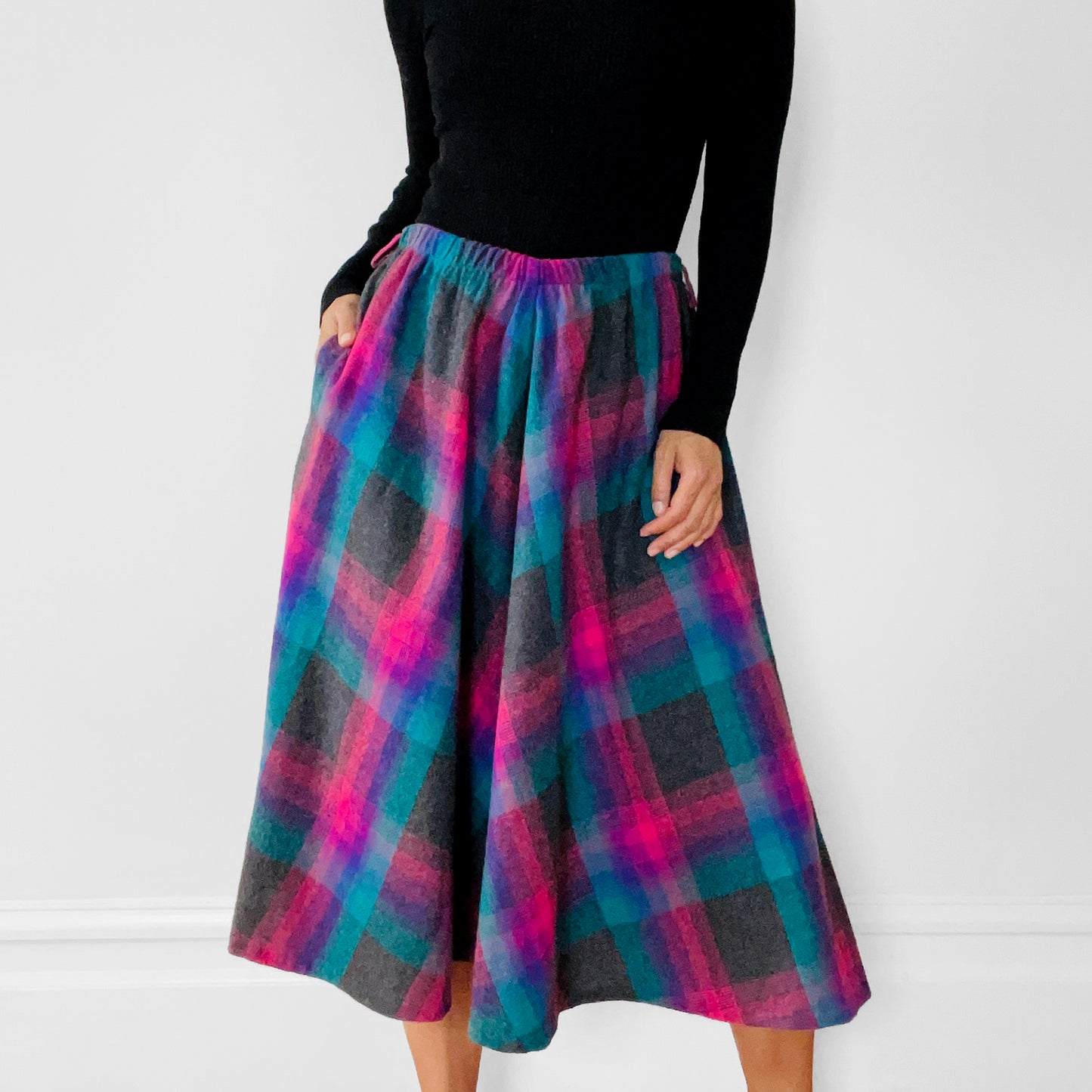 1960s Wool Grey and Pink Plaid Fit and Flare Tea-Length Skirt