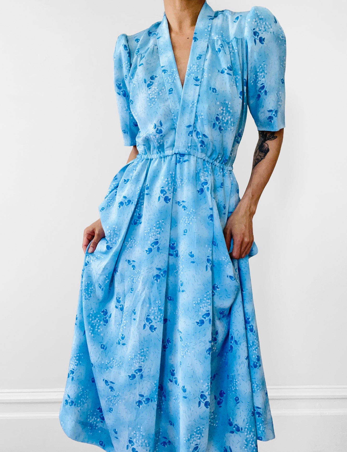 1960s Blue French-Country Floral Handmade Fit & Flare Dress