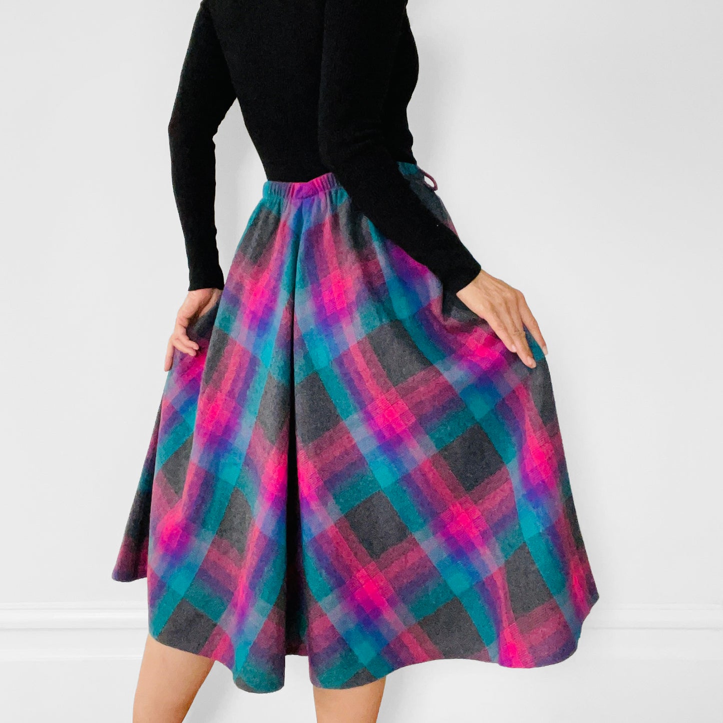 1960s Wool Grey and Pink Plaid Fit and Flare Tea-Length Skirt