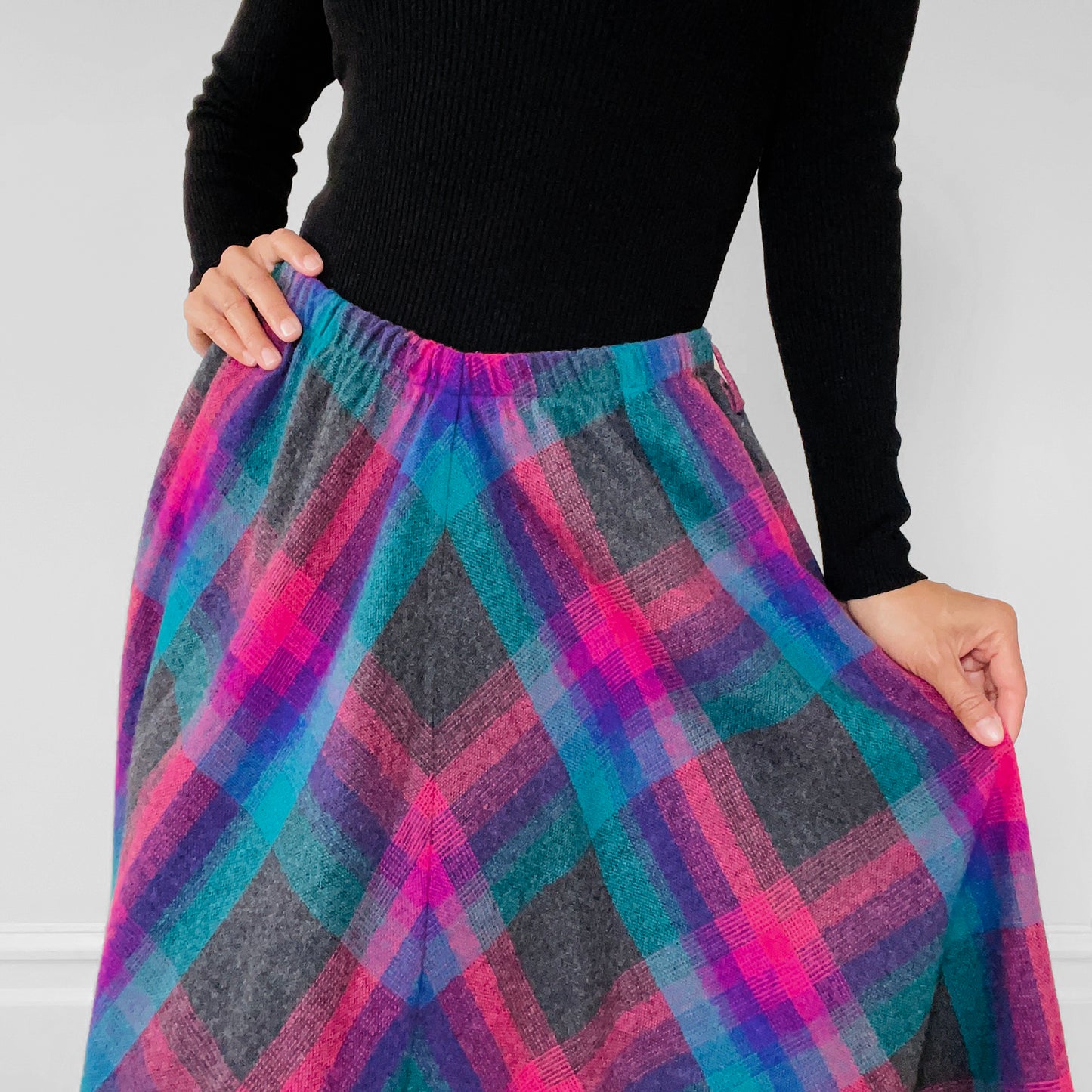 1960s Wool Grey and Pink Plaid Fit and Flare Tea-Length Skirt