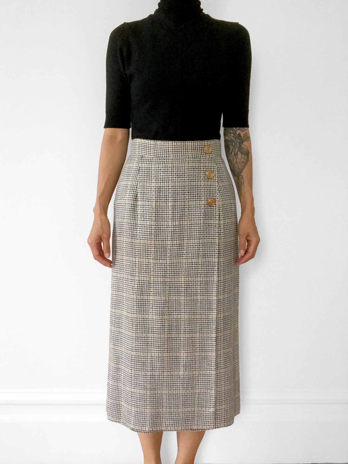 Made in the USA Black Grey and Yellow Gold-Buttoned Midi-Length High-Waisted Wool Plaid Skirt