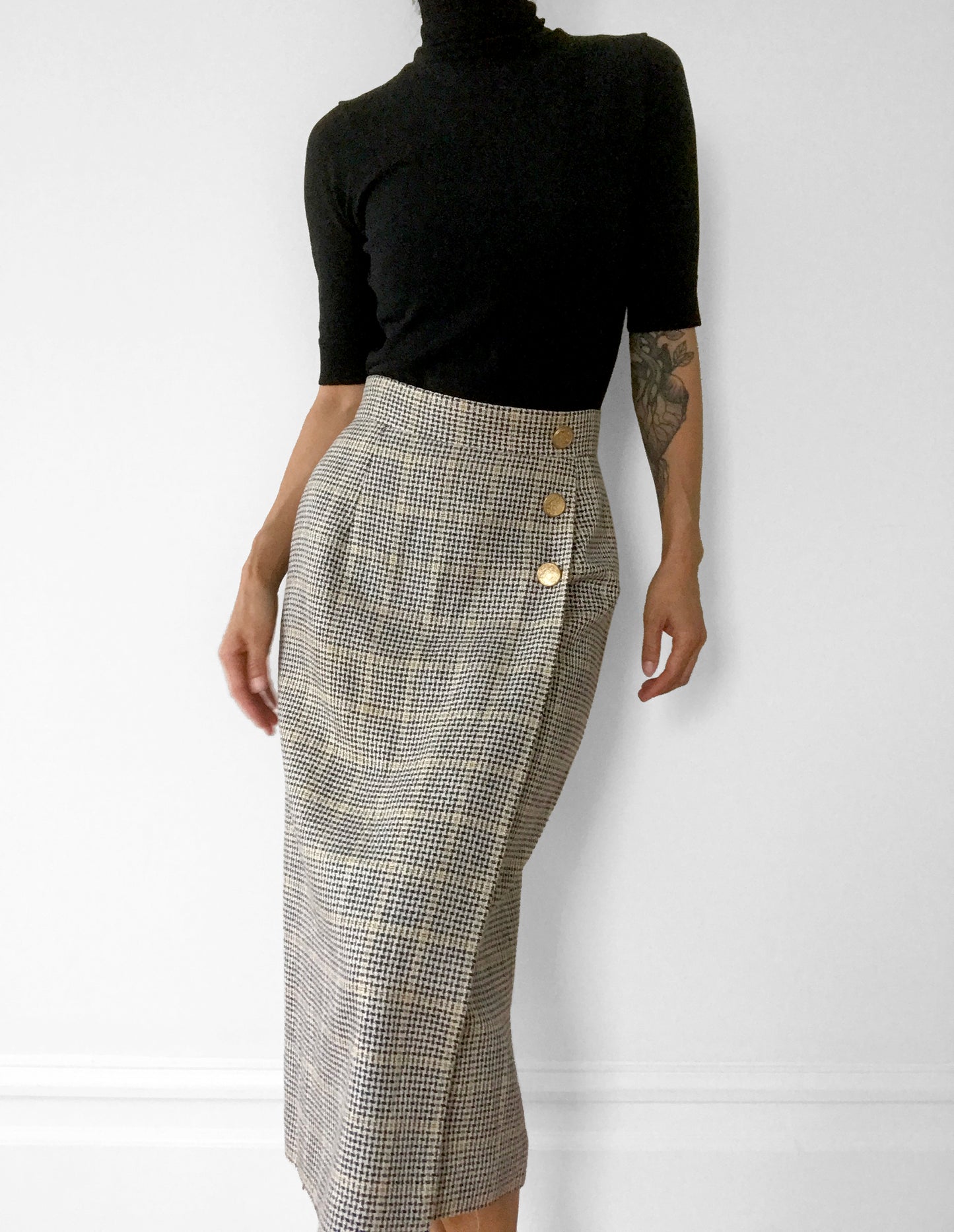 Made in the USA Black Grey and Yellow Gold-Buttoned Midi-Length High-Waisted Wool Plaid Skirt