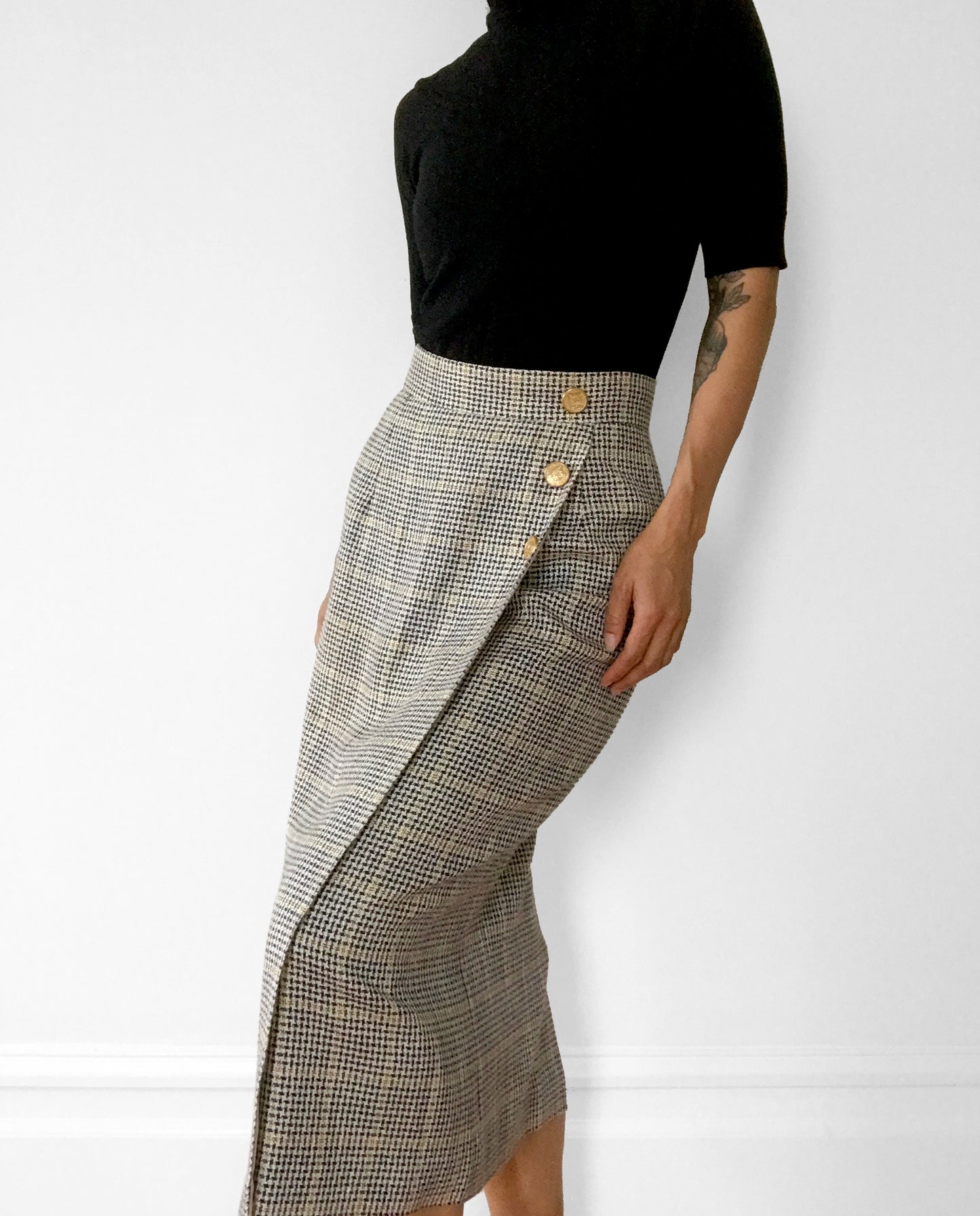 Made in the USA Black Grey and Yellow Gold-Buttoned Midi-Length High-Waisted Wool Plaid Skirt