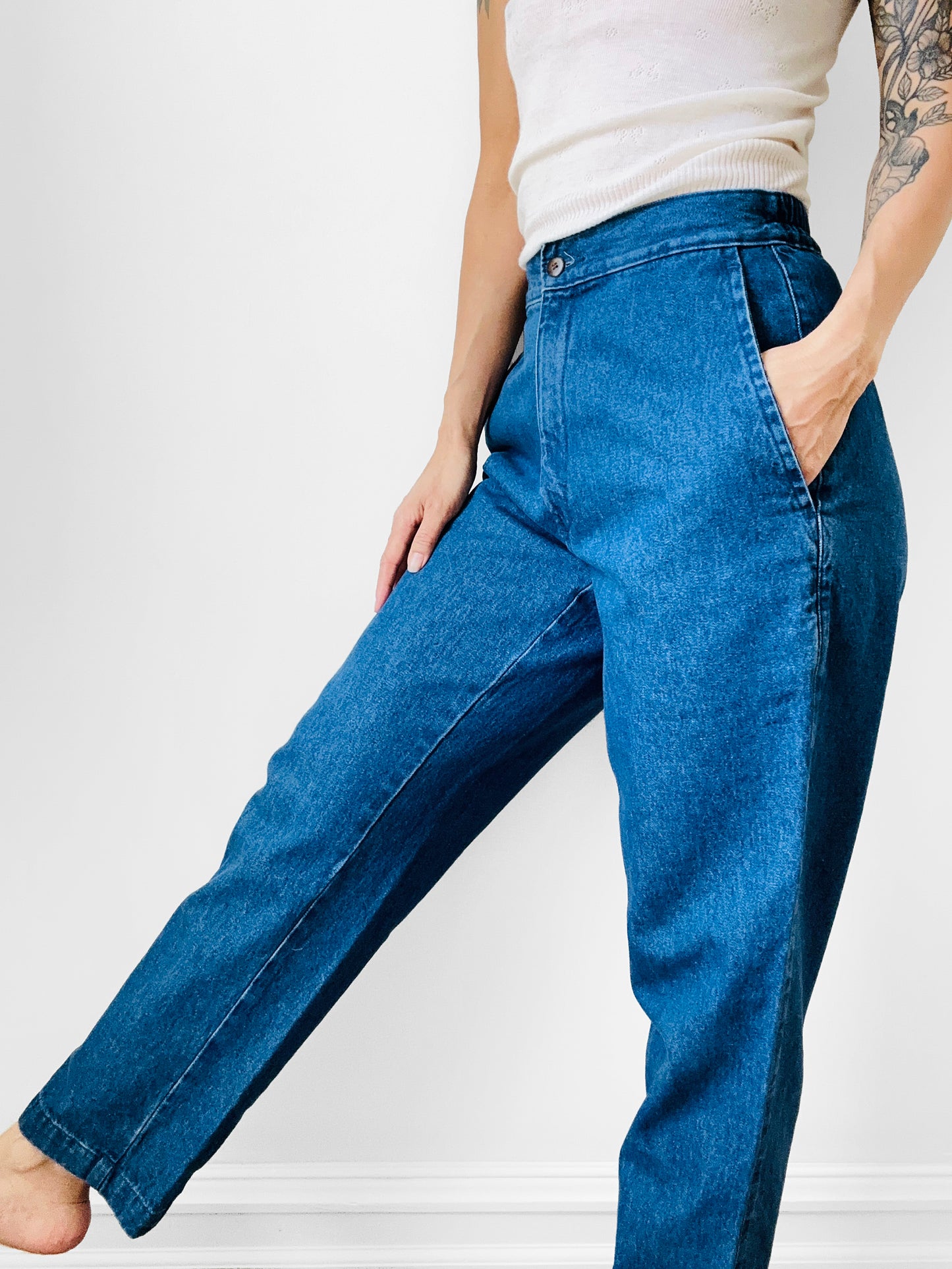 1990s Blue Chambray Flat Front Tapered Leg Trouser Pant - Waist 27