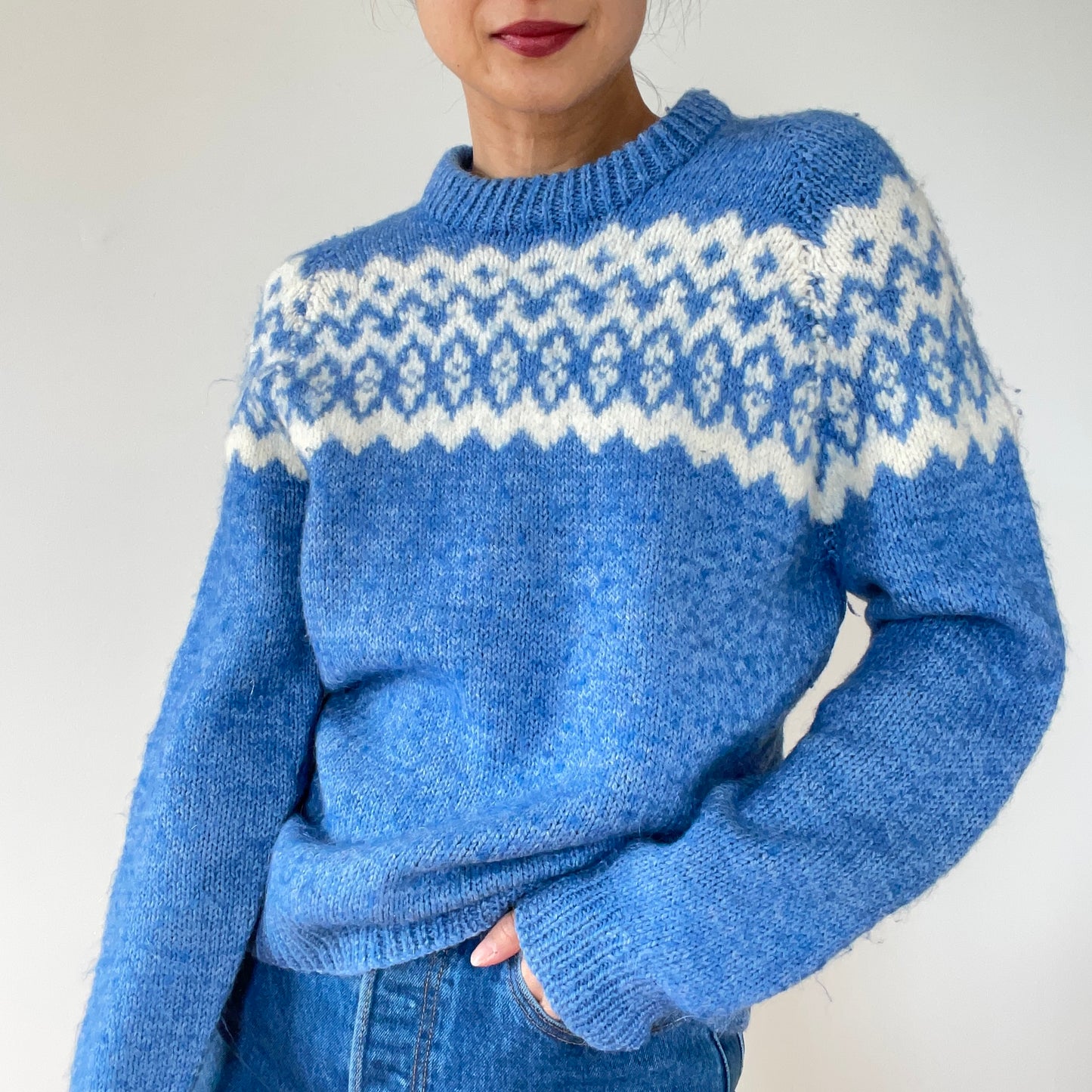 Blue and White Crew-Neck Nordic-Style Pullover Sweater Jumper