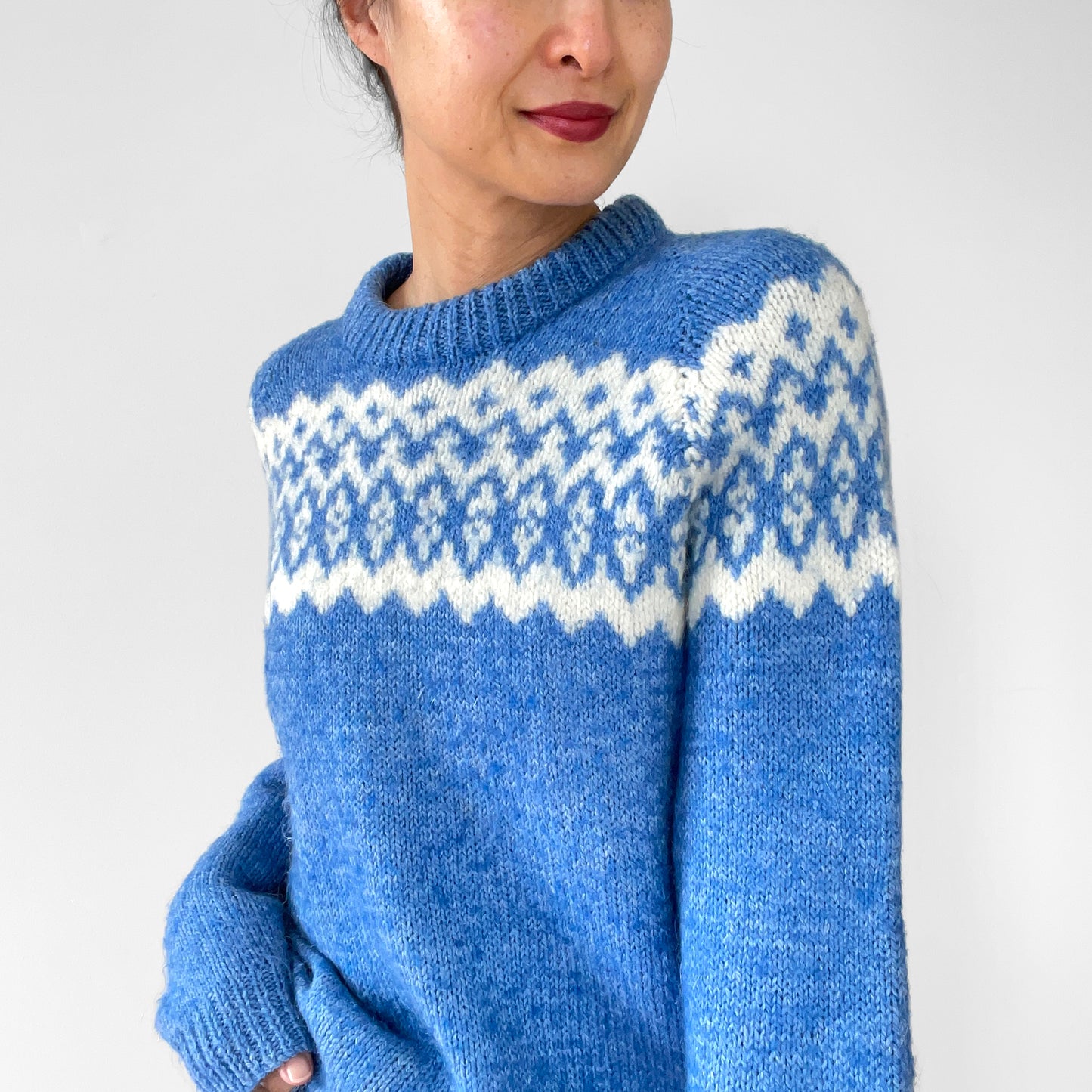 Blue and White Crew-Neck Nordic-Style Pullover Sweater Jumper