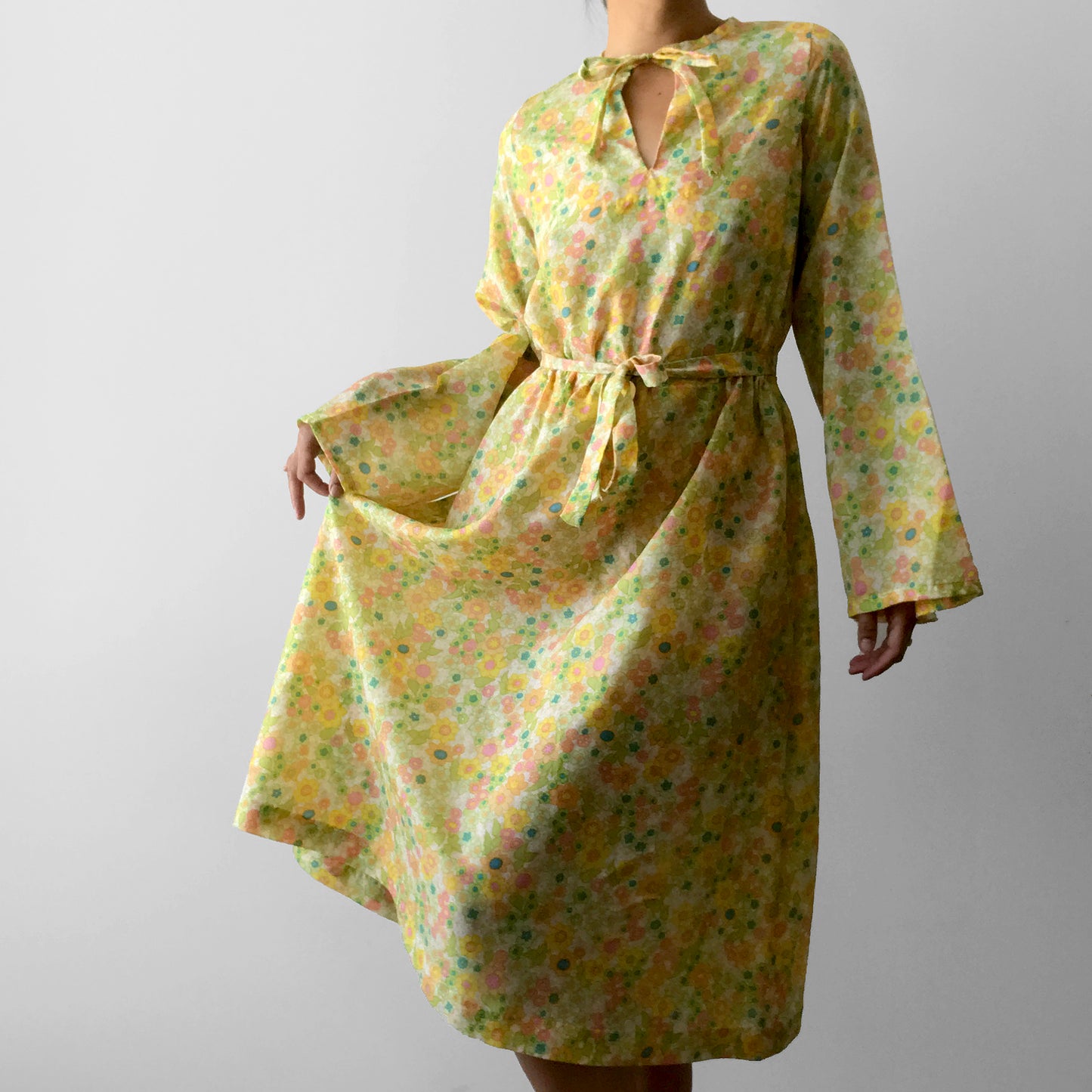 1970s Lightweight Floral Bell-Sleeve Belted Summer Dress