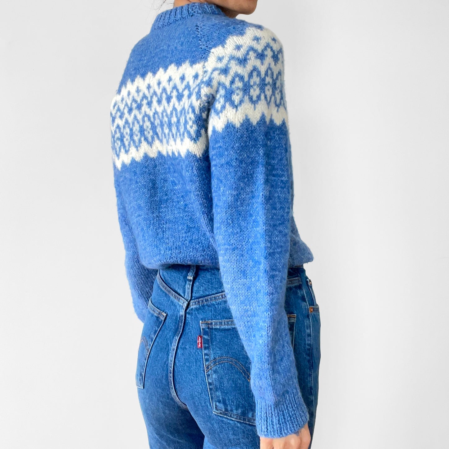 Blue and White Crew-Neck Nordic-Style Pullover Sweater Jumper