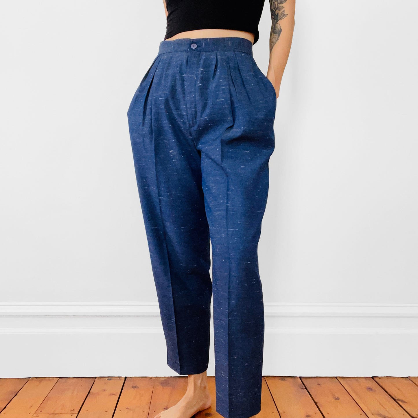 1980s Navy Flecked Wool Silk High-Waisted Pleated Tapered-Leg Trousers Pants