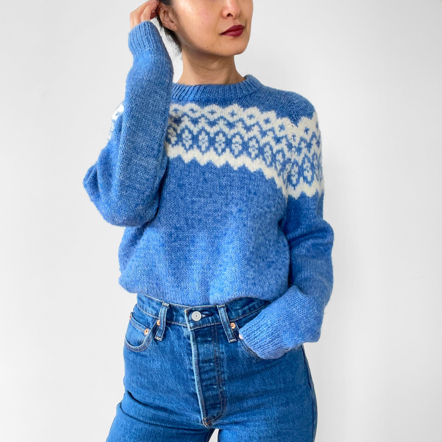 Blue and White Crew-Neck Nordic-Style Pullover Sweater Jumper