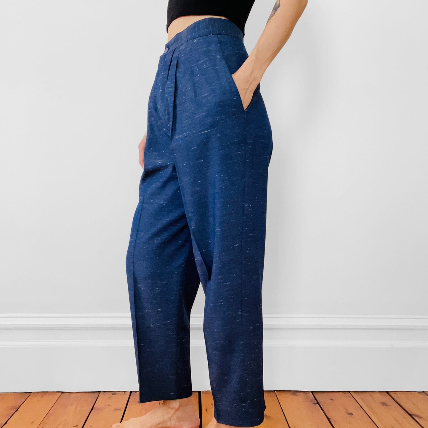 1980s Navy Flecked Wool Silk High-Waisted Pleated Tapered-Leg Trousers Pants