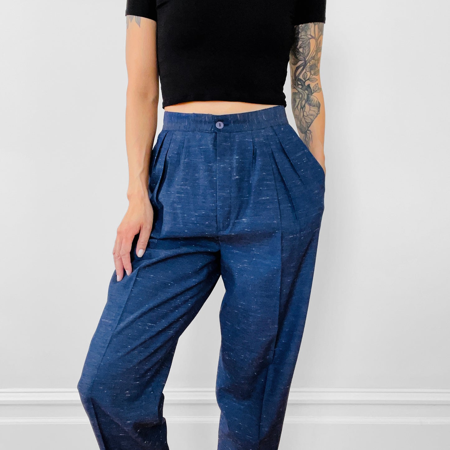 1980s Navy Flecked Wool Silk High-Waisted Pleated Tapered-Leg Trousers Pants