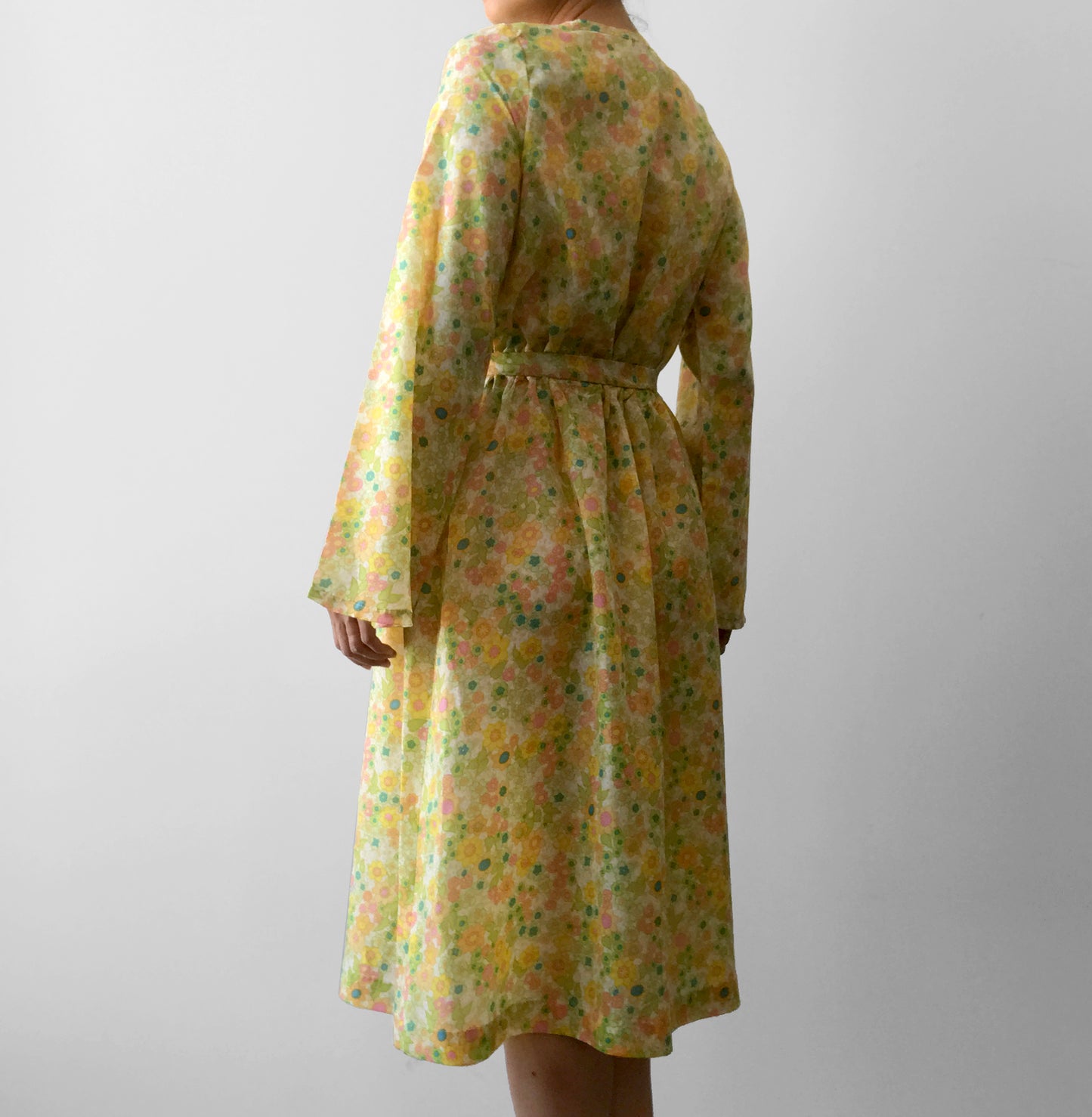 1970s Lightweight Floral Bell-Sleeve Belted Summer Dress