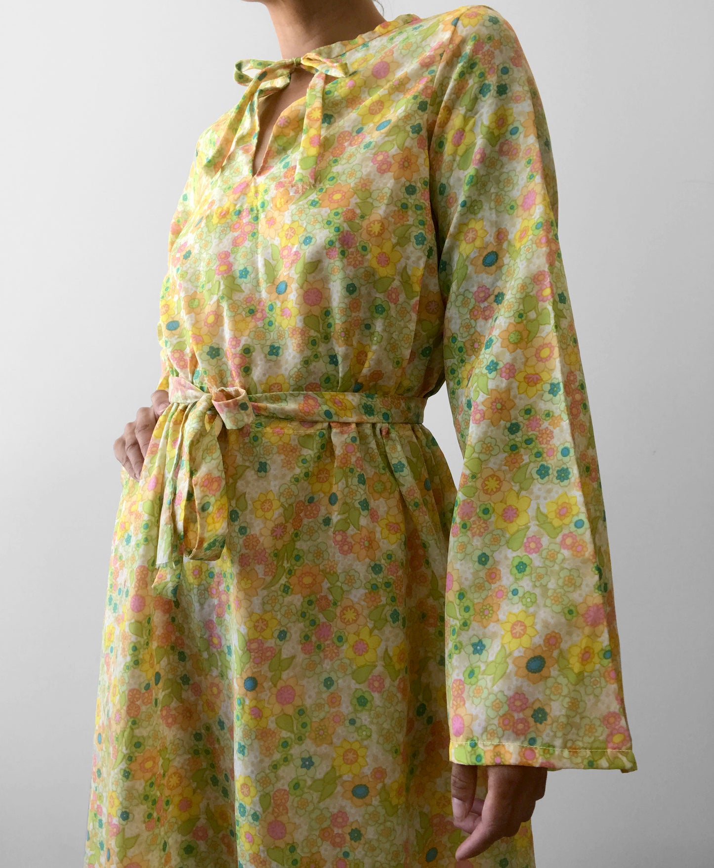 1970s Lightweight Floral Bell-Sleeve Belted Summer Dress