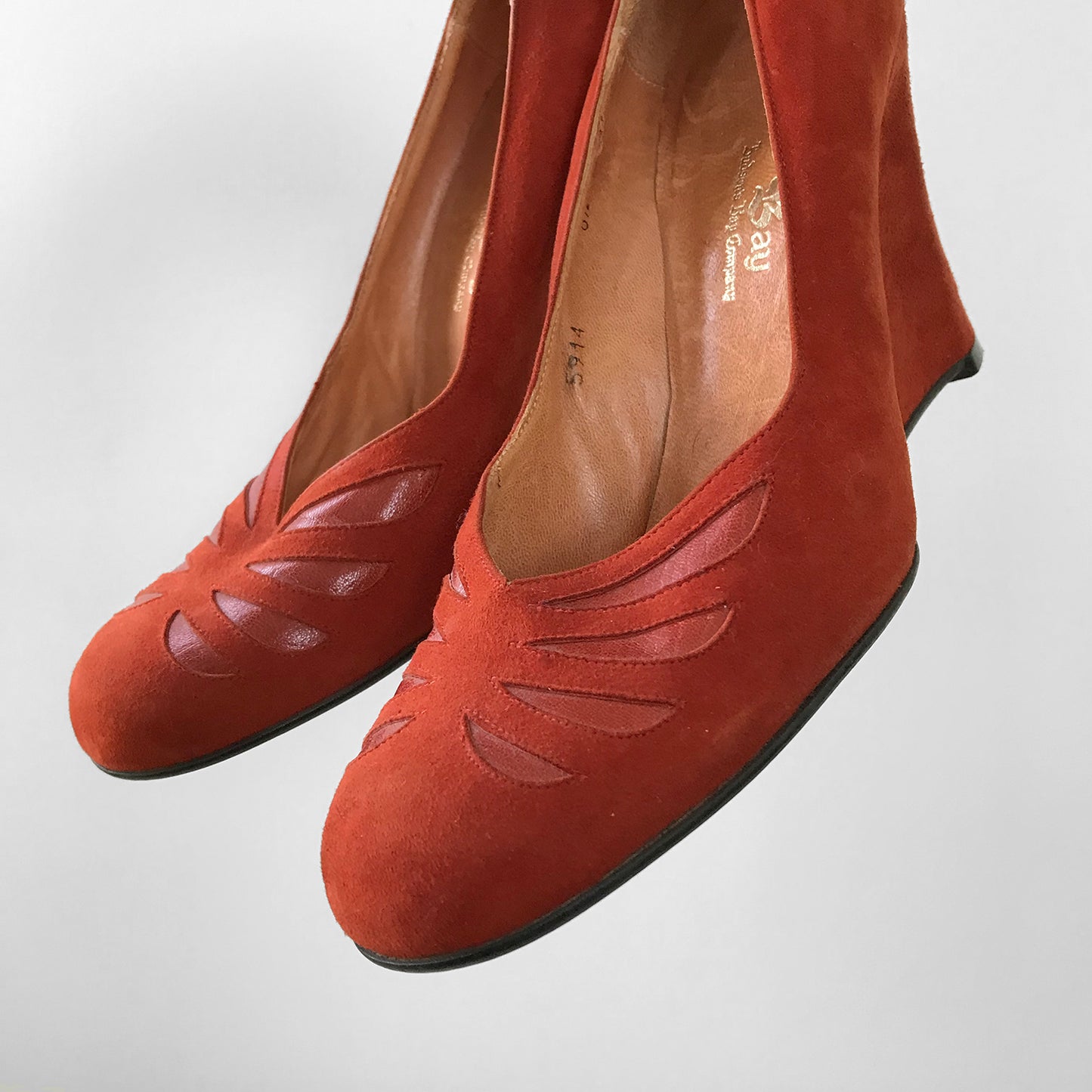 1970s Tangerine Suede-Leather THE BAY Wedge Slip-On Heeled Shoes