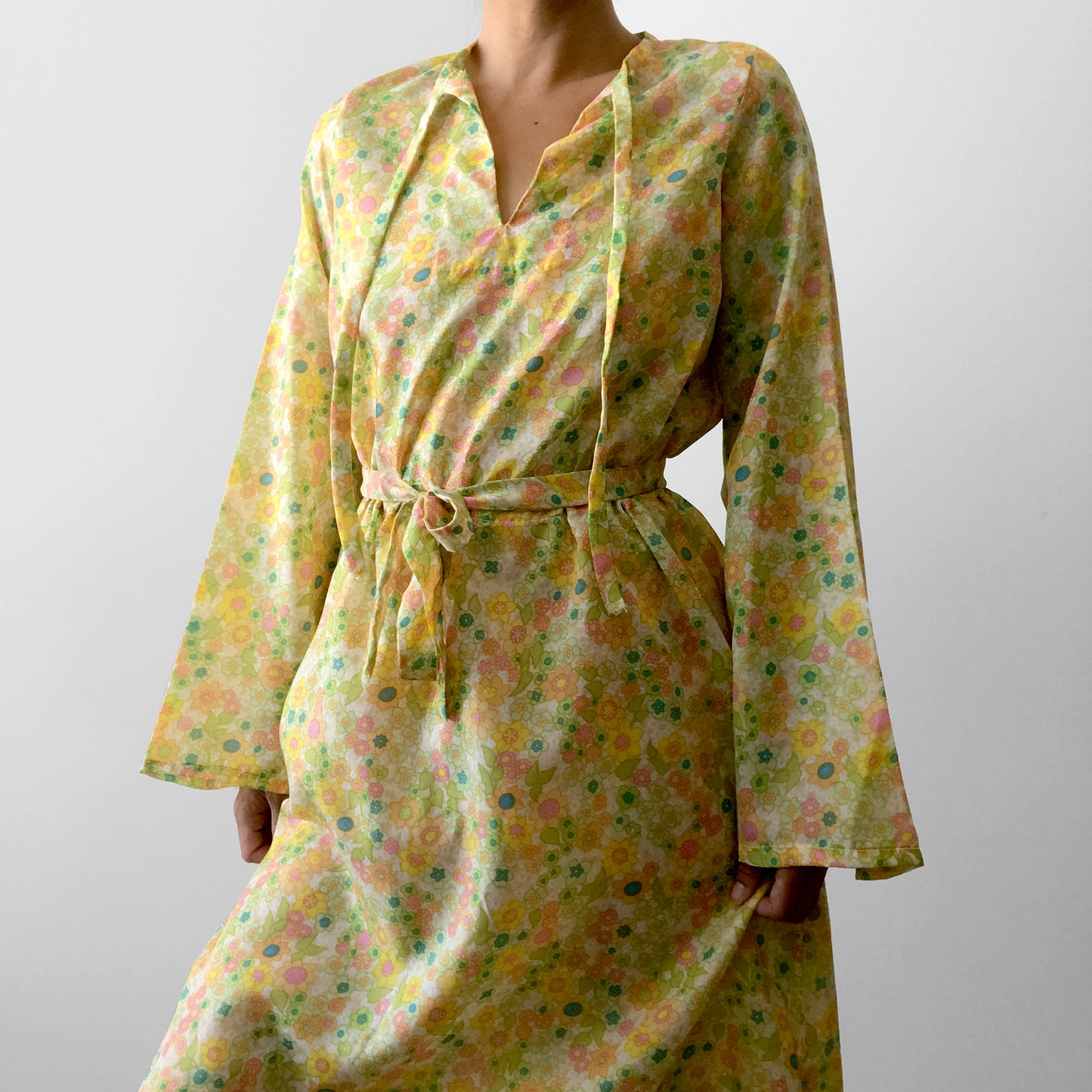 1970s Lightweight Floral Bell-Sleeve Belted Summer Dress