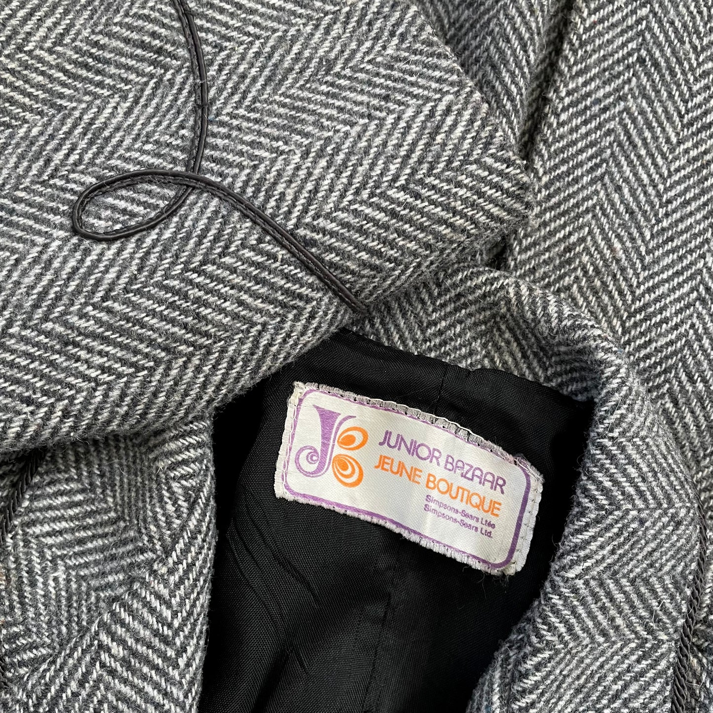 1970s Grey Wool Tweed Piped Western-Inspired Blazer Jacket