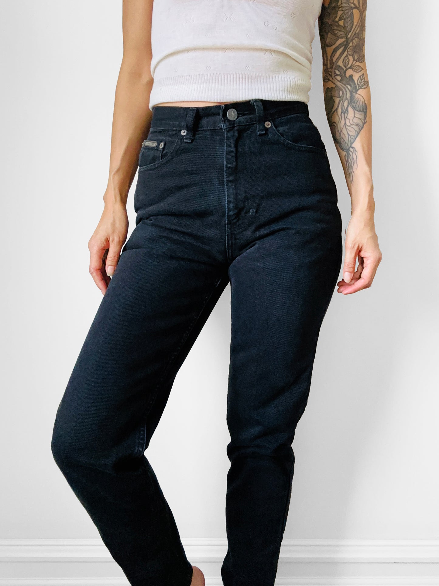 High-Waisted Tapered Leg Calvin Klein Missy Classic Rich Black Denim Jeans - Waist 25