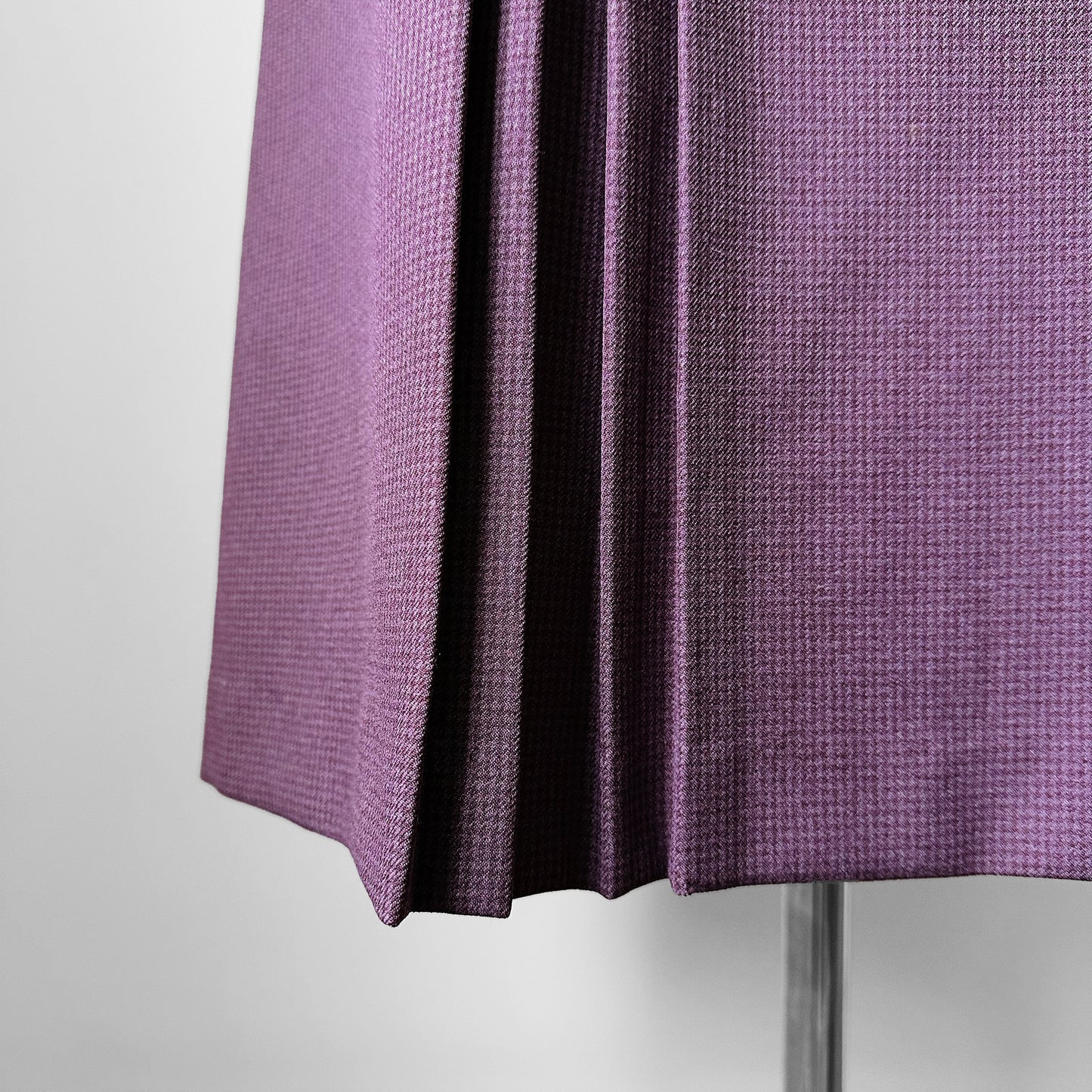 1960s Plum Purple Houndstooth Patterned A-Line Inverted Pleat Skirt - Waist 30